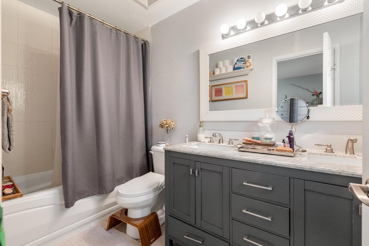 13257 14a Avenue, Surrey, V4A 1J2 — photo 4