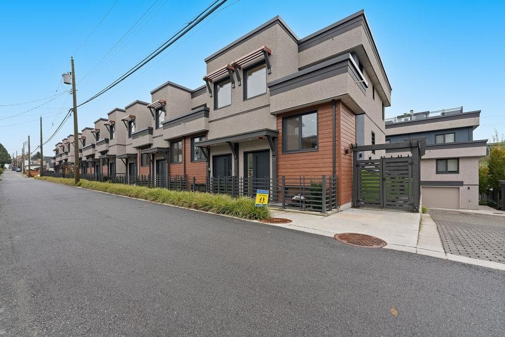 27 - 632 E 3rd Street, North Vancouver, V7L 0J1 — photo 3