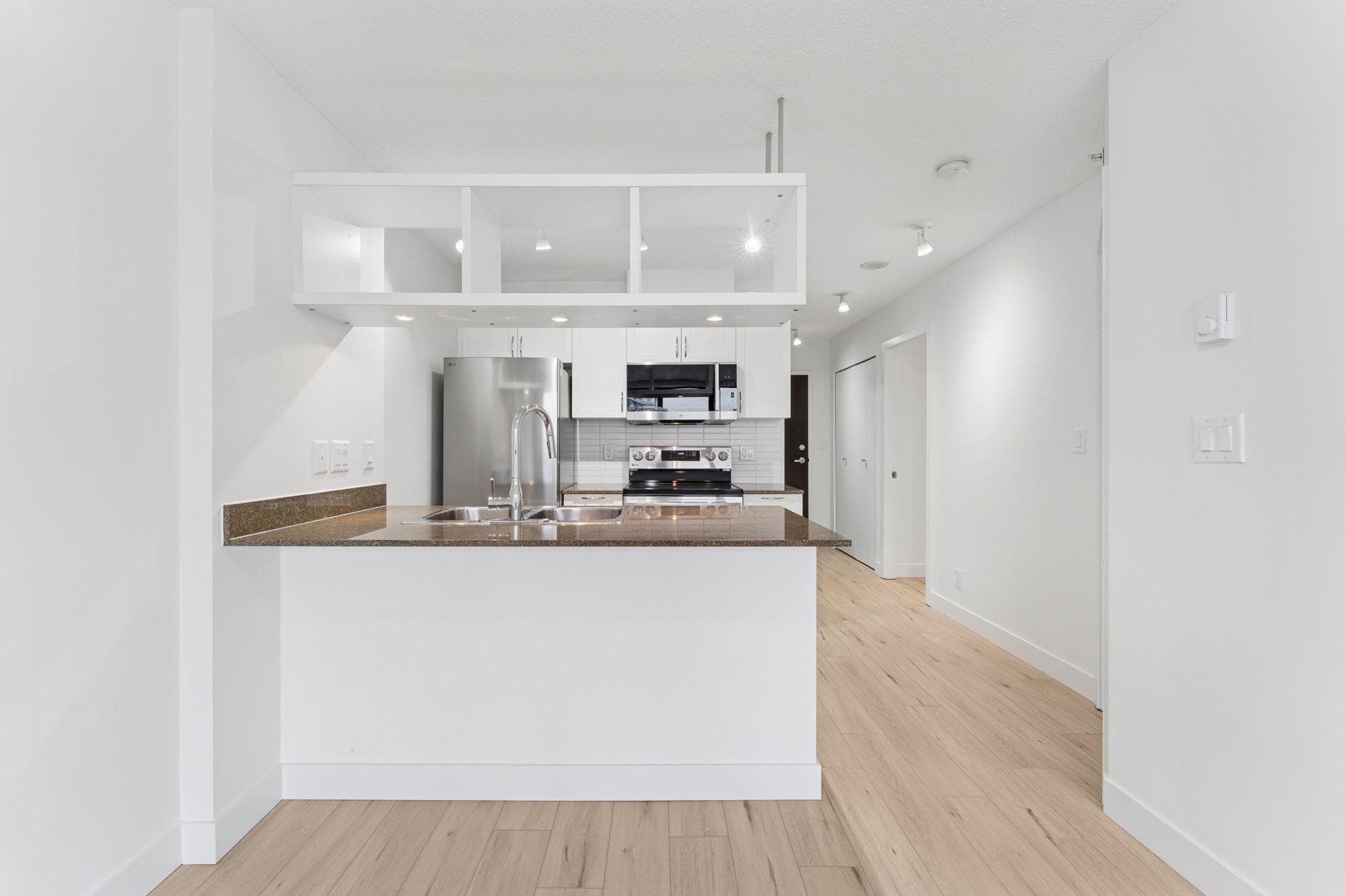 1532 - 938 Smithe Street, Vancouver, V6Z 3H8 — photo 4
