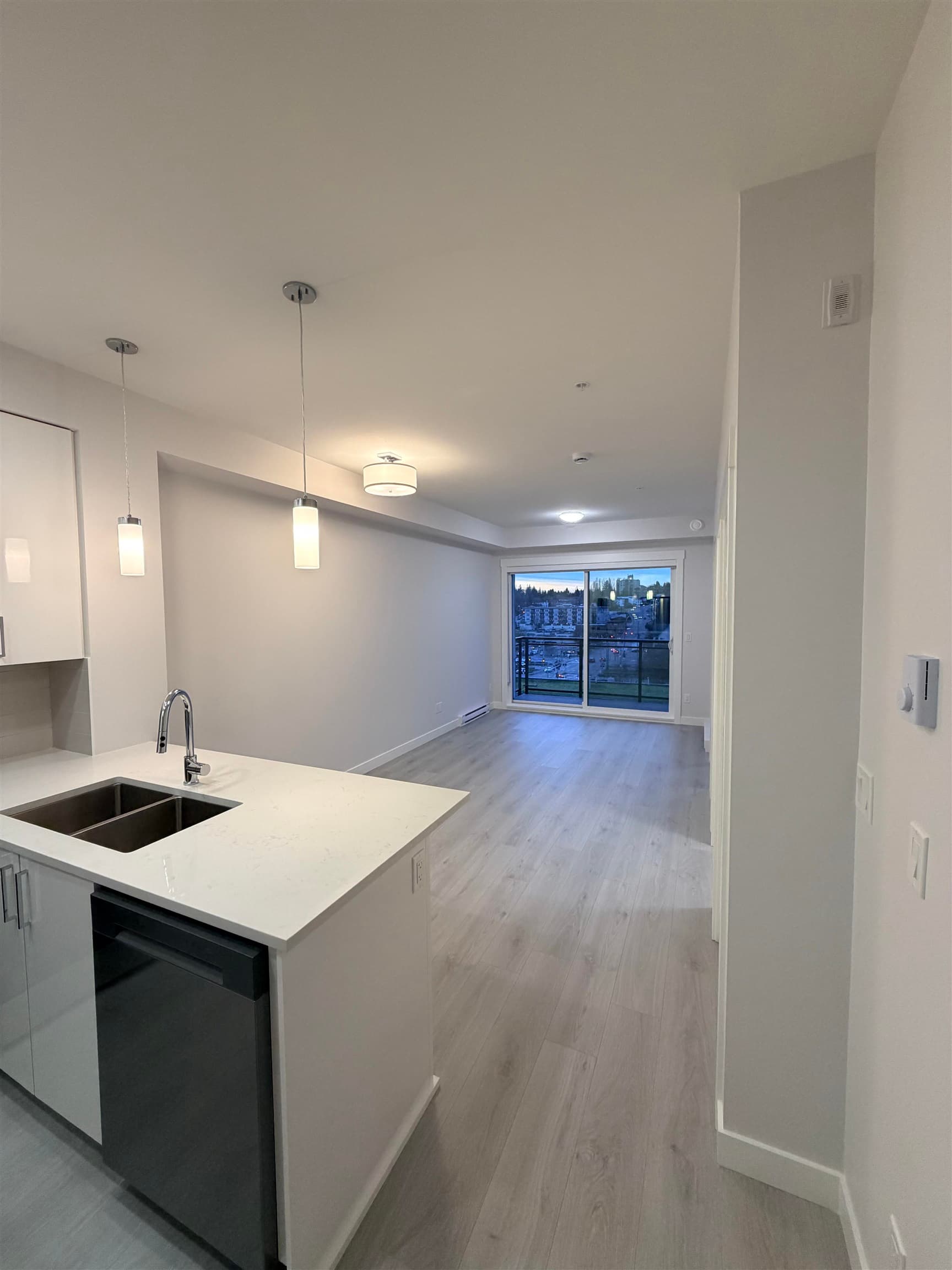 420 - 33886 Pine Street, Abbotsford, V2S 0N9 — photo 5