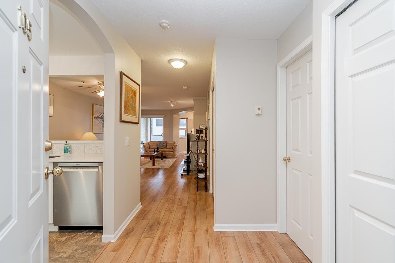 105 - 20125 55a Avenue, Langley, V3A 8L6 — photo 5