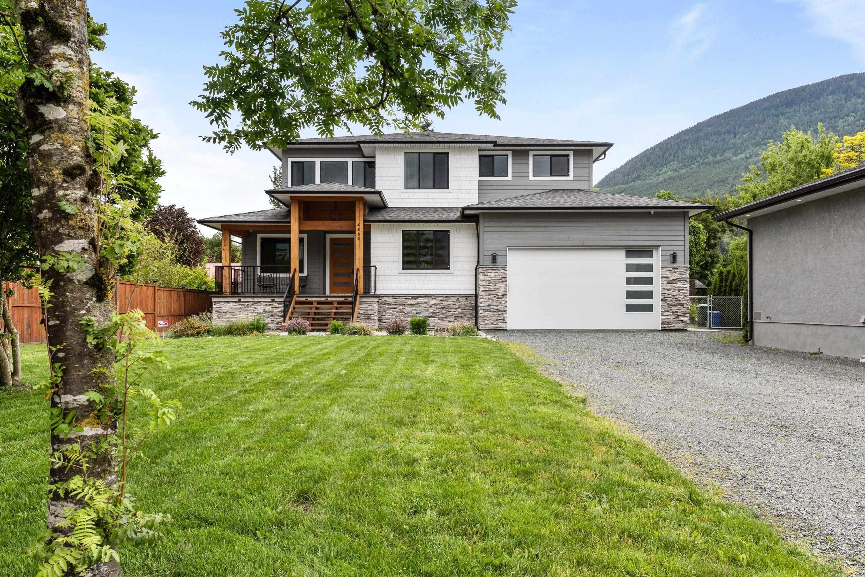 4464 Community Street, Yarrow
