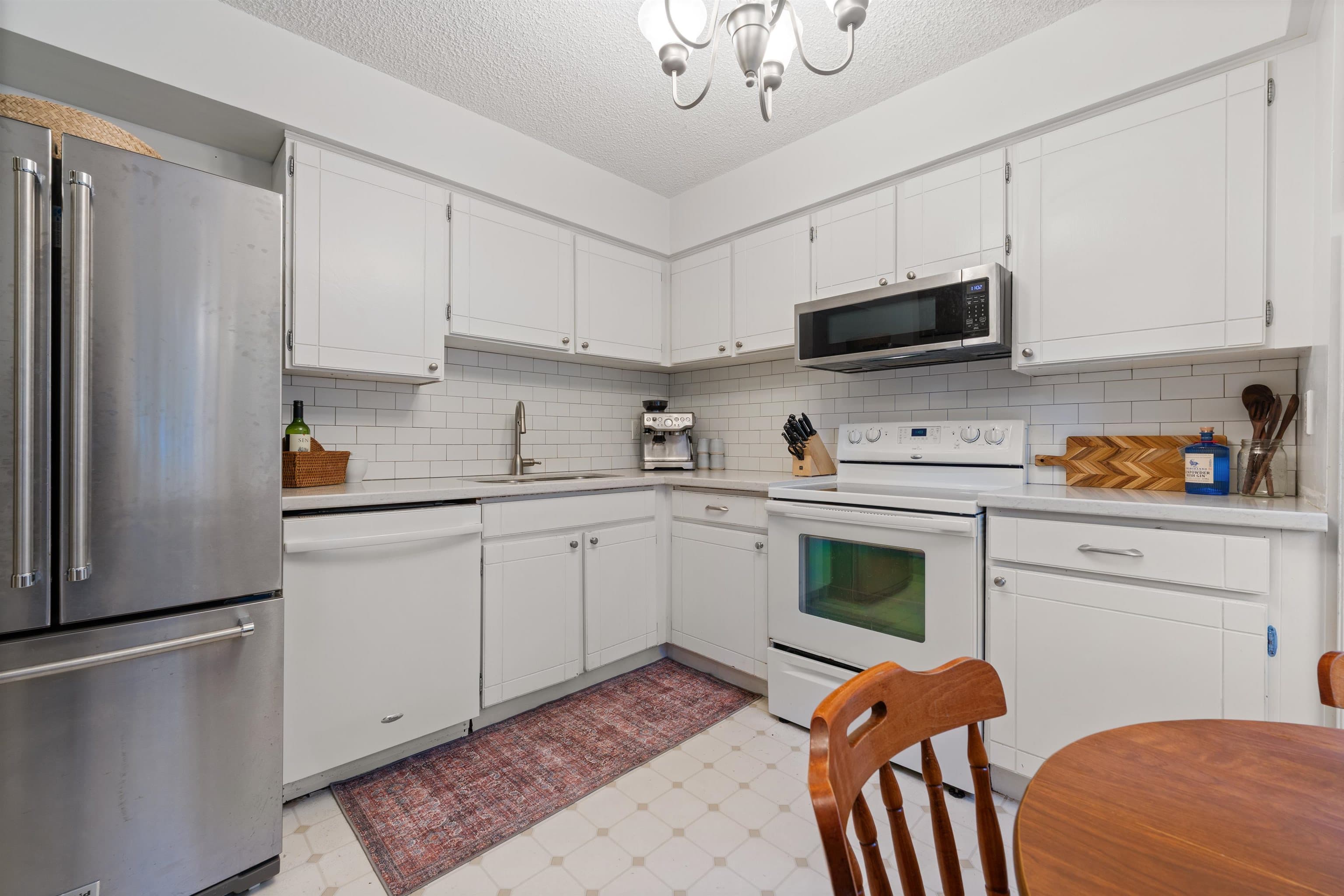 335A Evergreen Drive, Port Moody, V3H 1S1 — photo 4