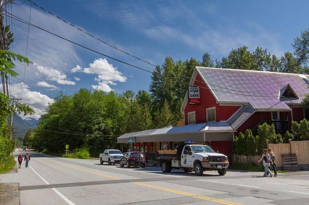 41655 Government Road, Squamish, V0N 1H0 — photo 3