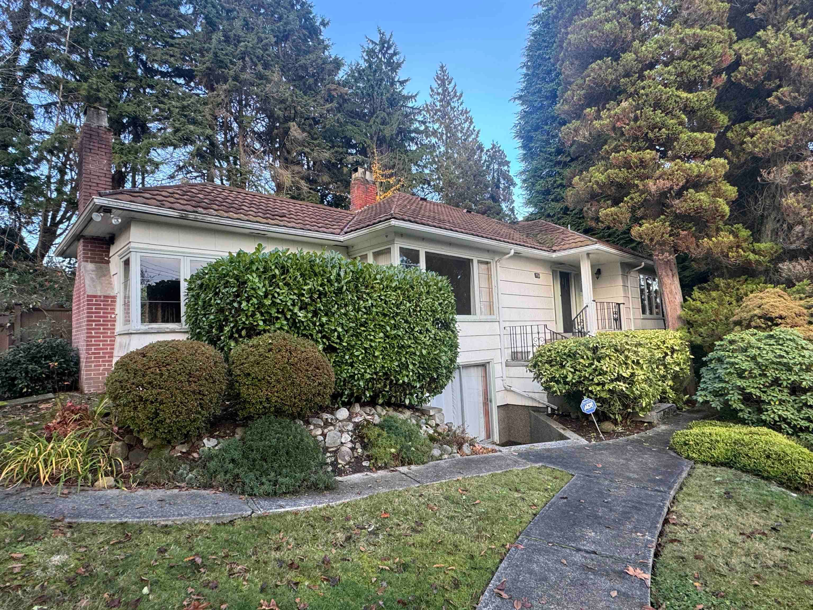 753 Keith Road, West Vancouver — sold
