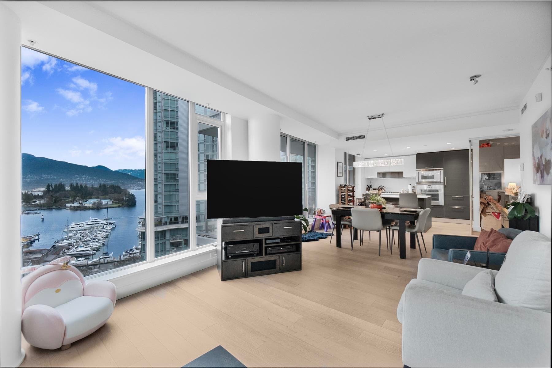 1201 - 1499 W Pender Street, Vancouver, V6G 0A7 — photo 5