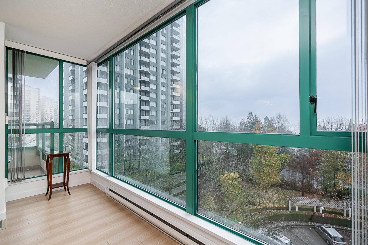 607 - 5899 Wilson Avenue, Burnaby, V5H 4R9 — photo 4