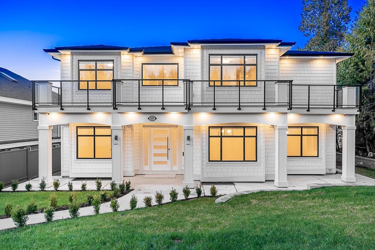 897 Cottonwood Avenue, Coquitlam
