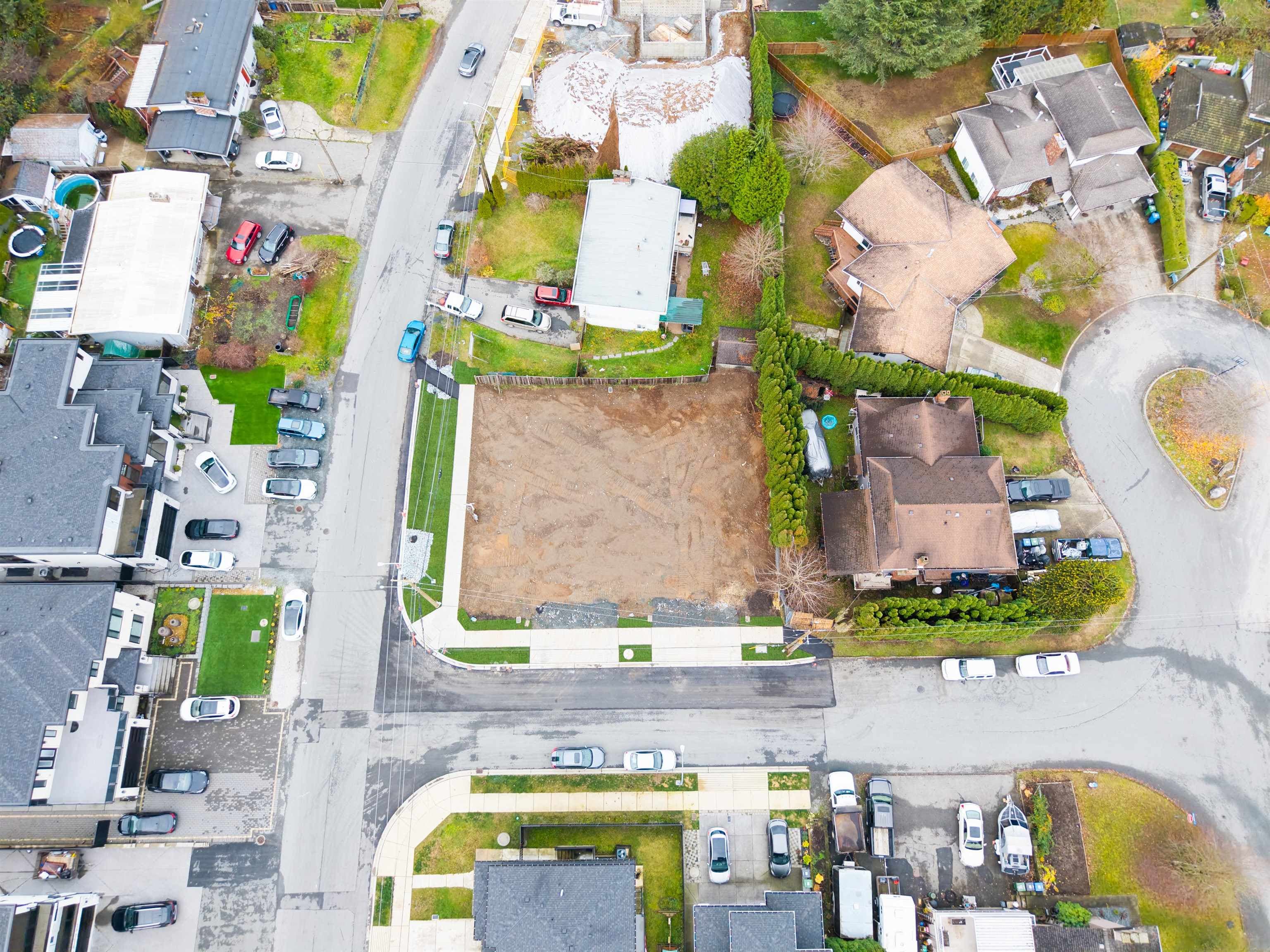 32557 Ridgeway Street, Abbotsford, V2T 3H6 — photo 3