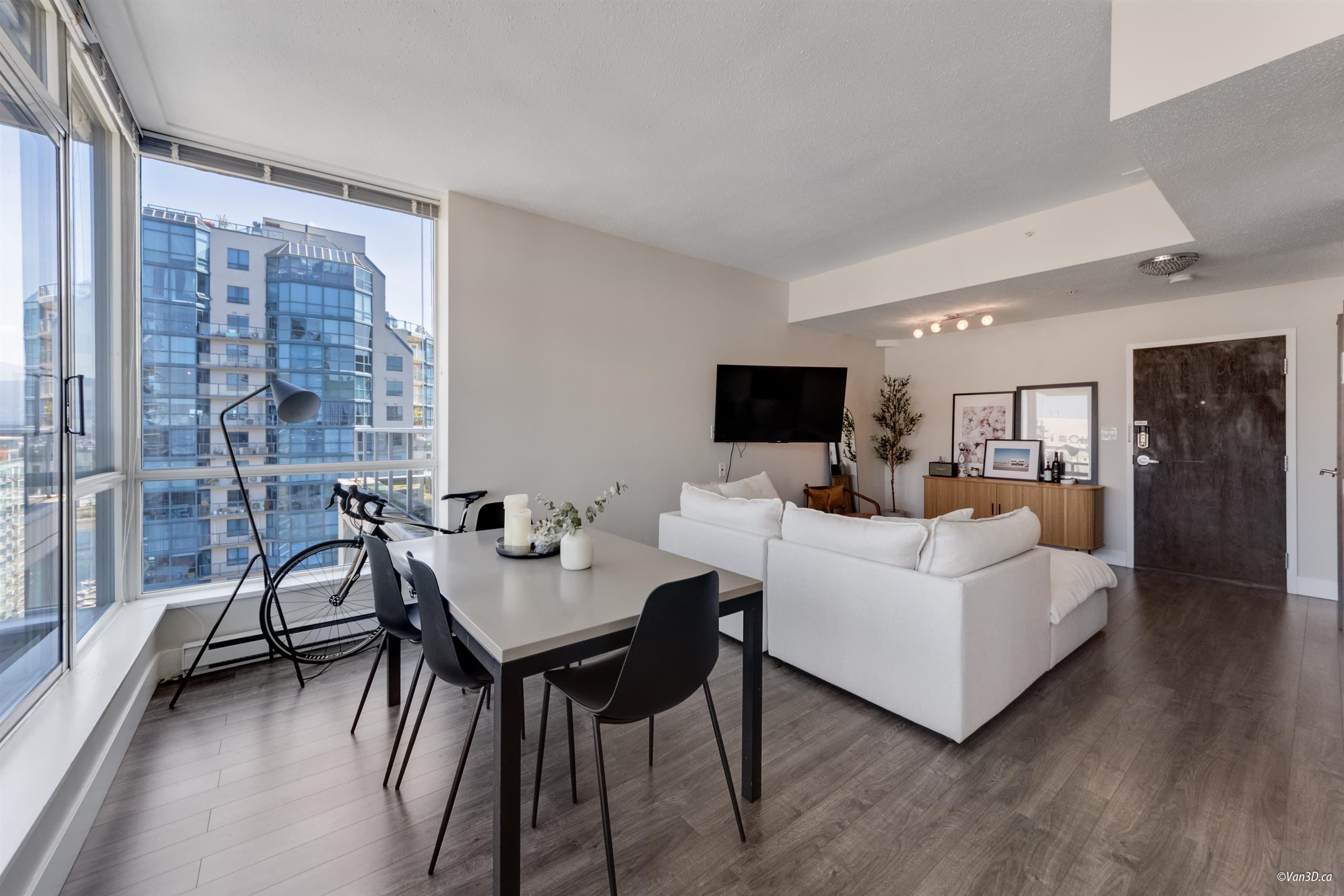 2204 - 1420 W Georgia Street, Vancouver, V6G 3K4 — photo 3