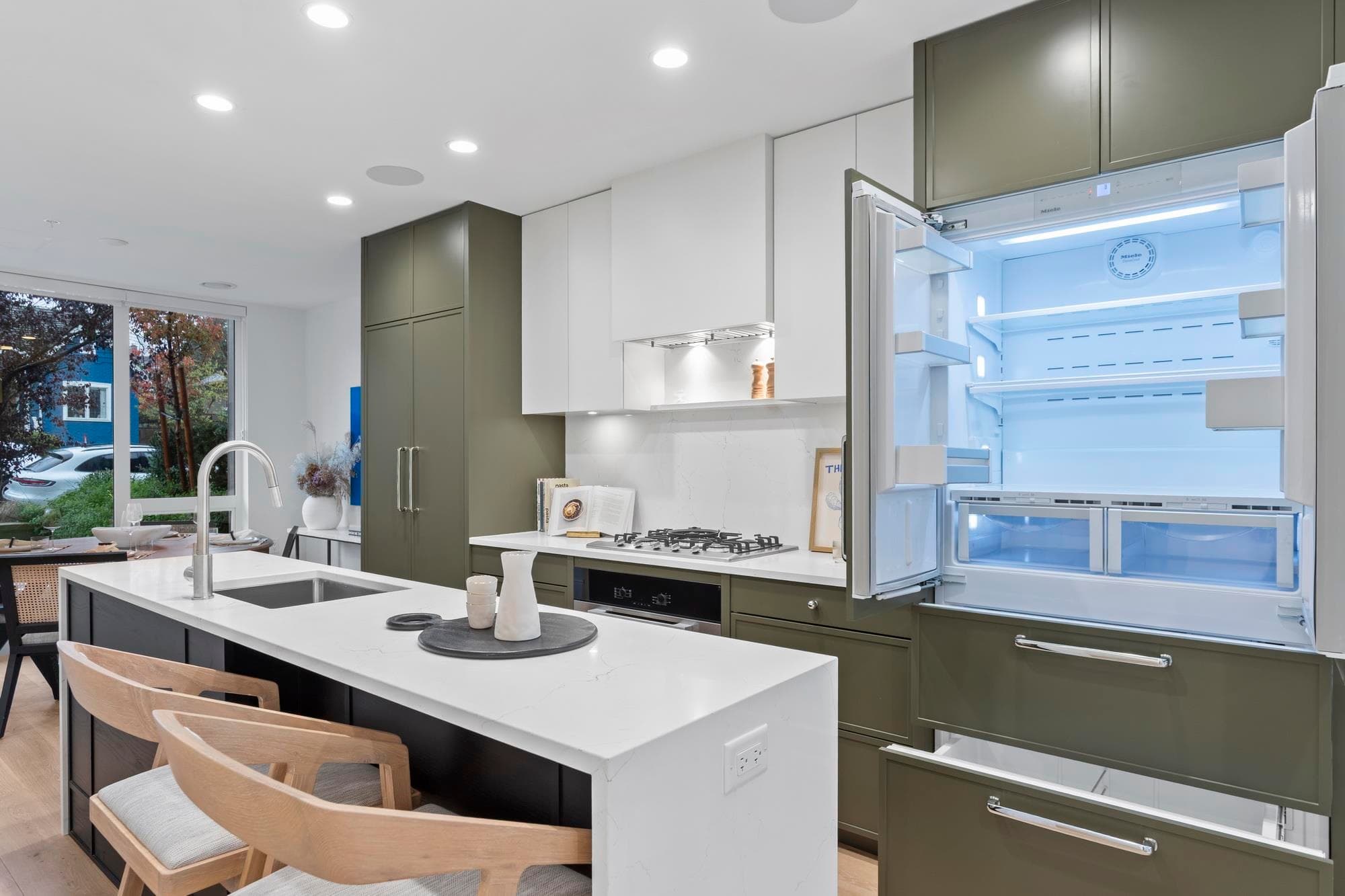 553 W 26th Avenue, Vancouver, V5Z 2E4 — photo 2