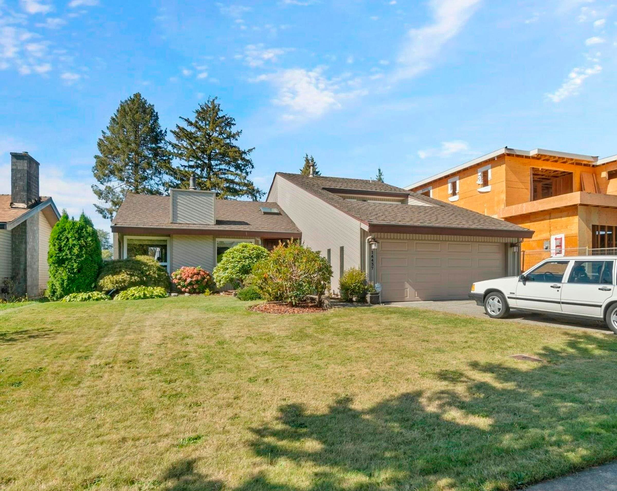 14437 Chartwell Drive, Surrey, V3S 5E3 — photo 2