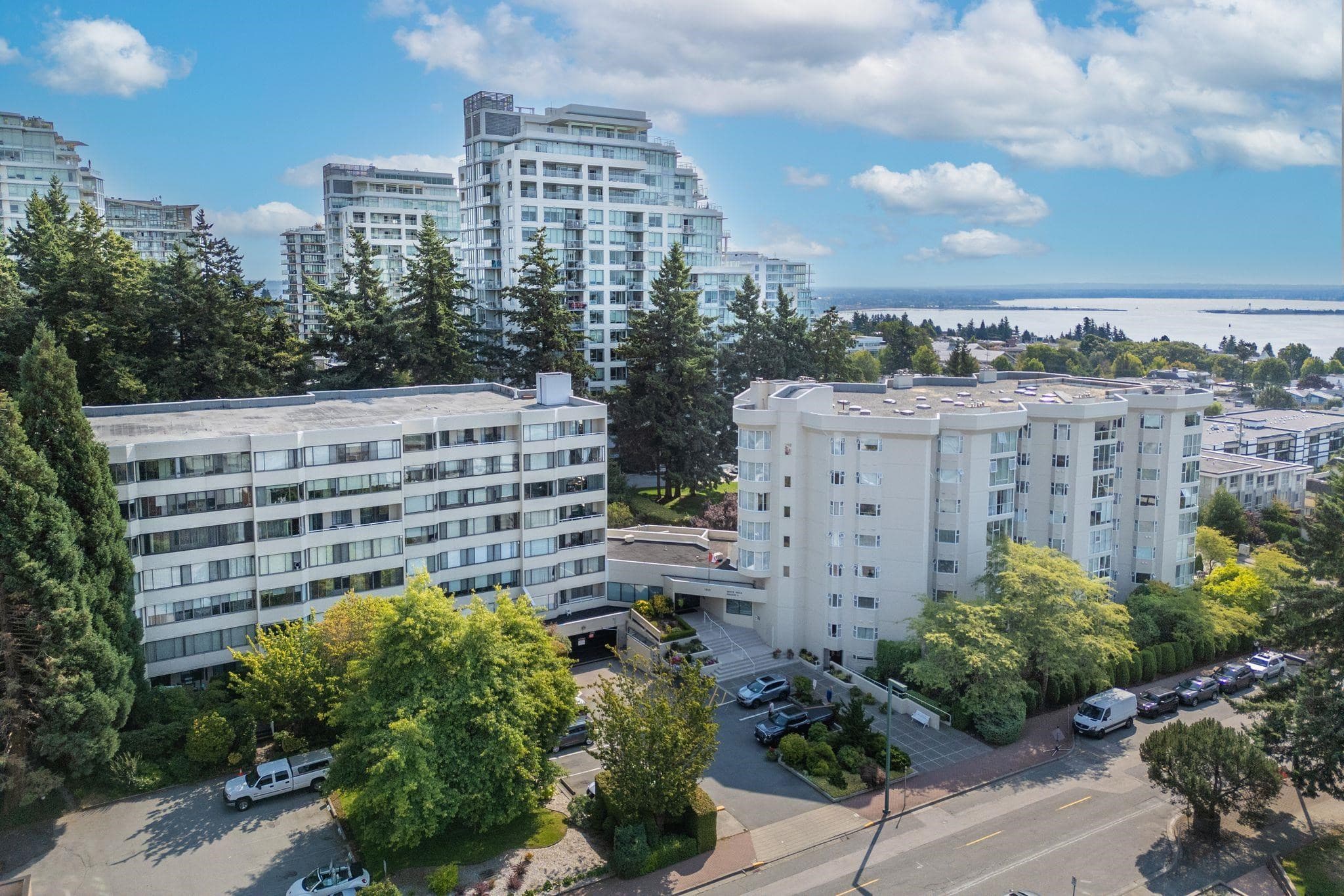 301 - 1442 Foster Street, White Rock, V4B 3X7 — photo 4