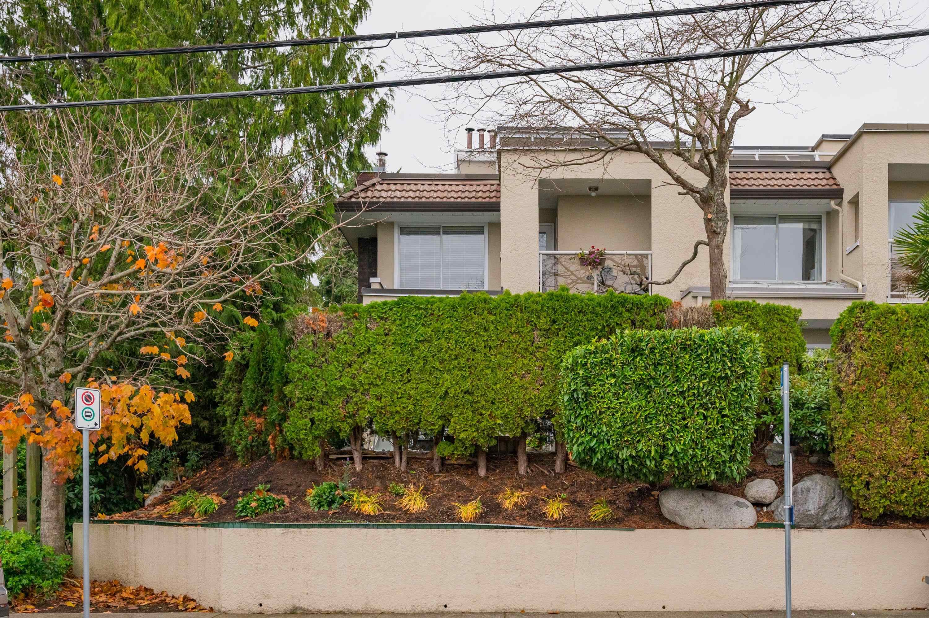 101 - 1225 Merklin Street, White Rock, V4B 4B8 — photo 1