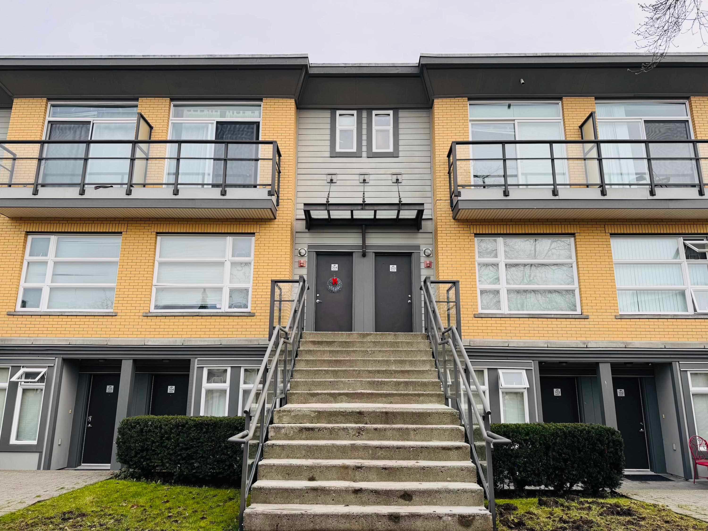 204 - 5568 Kings Road, Vancouver