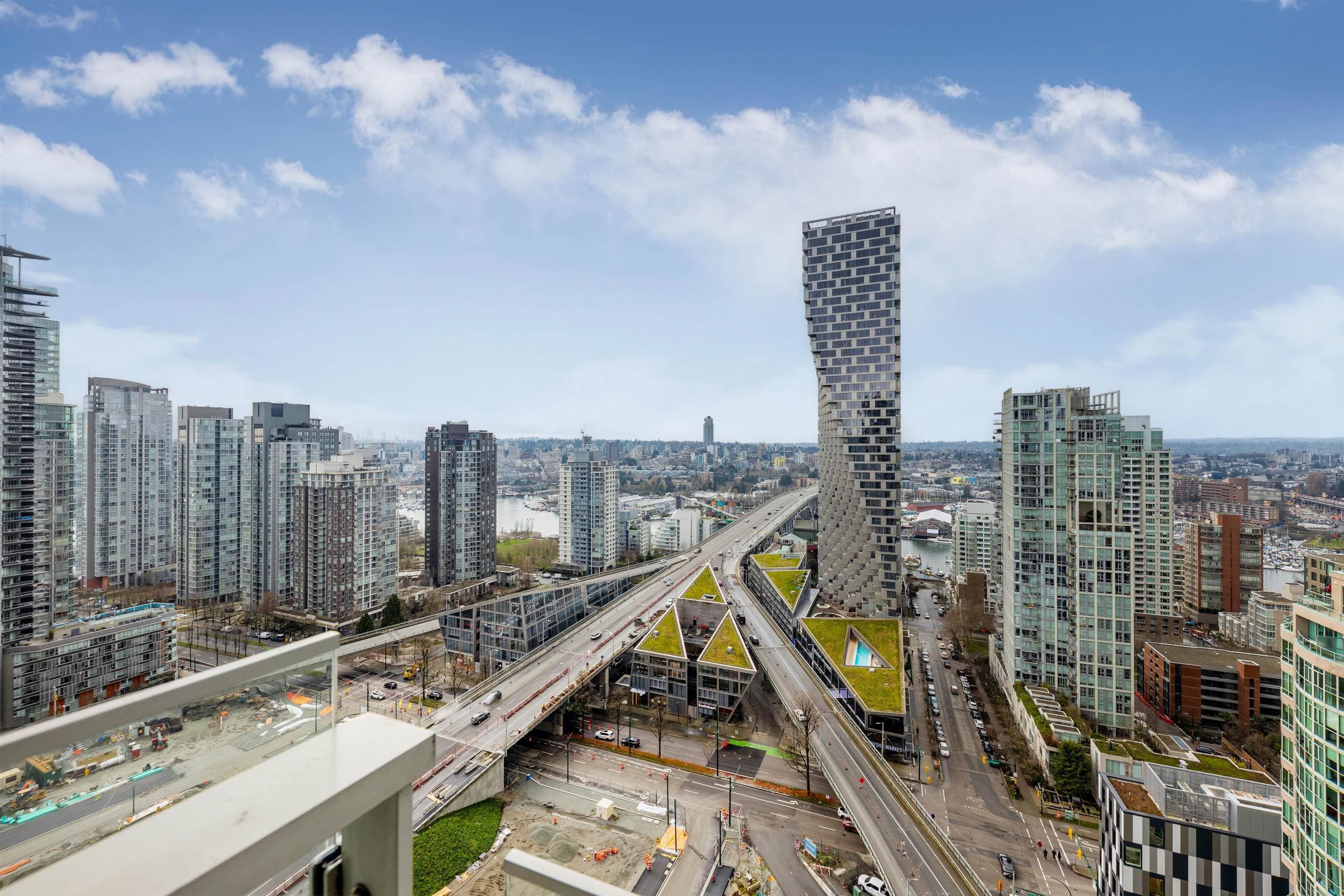 2707 - 1351 Continental Street, Vancouver, V6Z 0C6 — photo 2