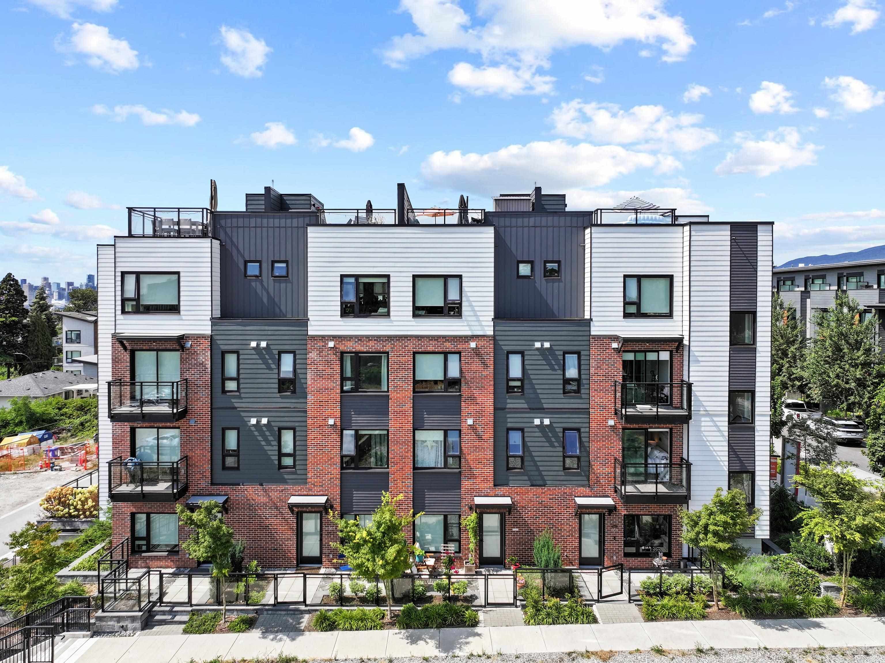 161 - 565 E 2nd Street, North Vancouver — sold
