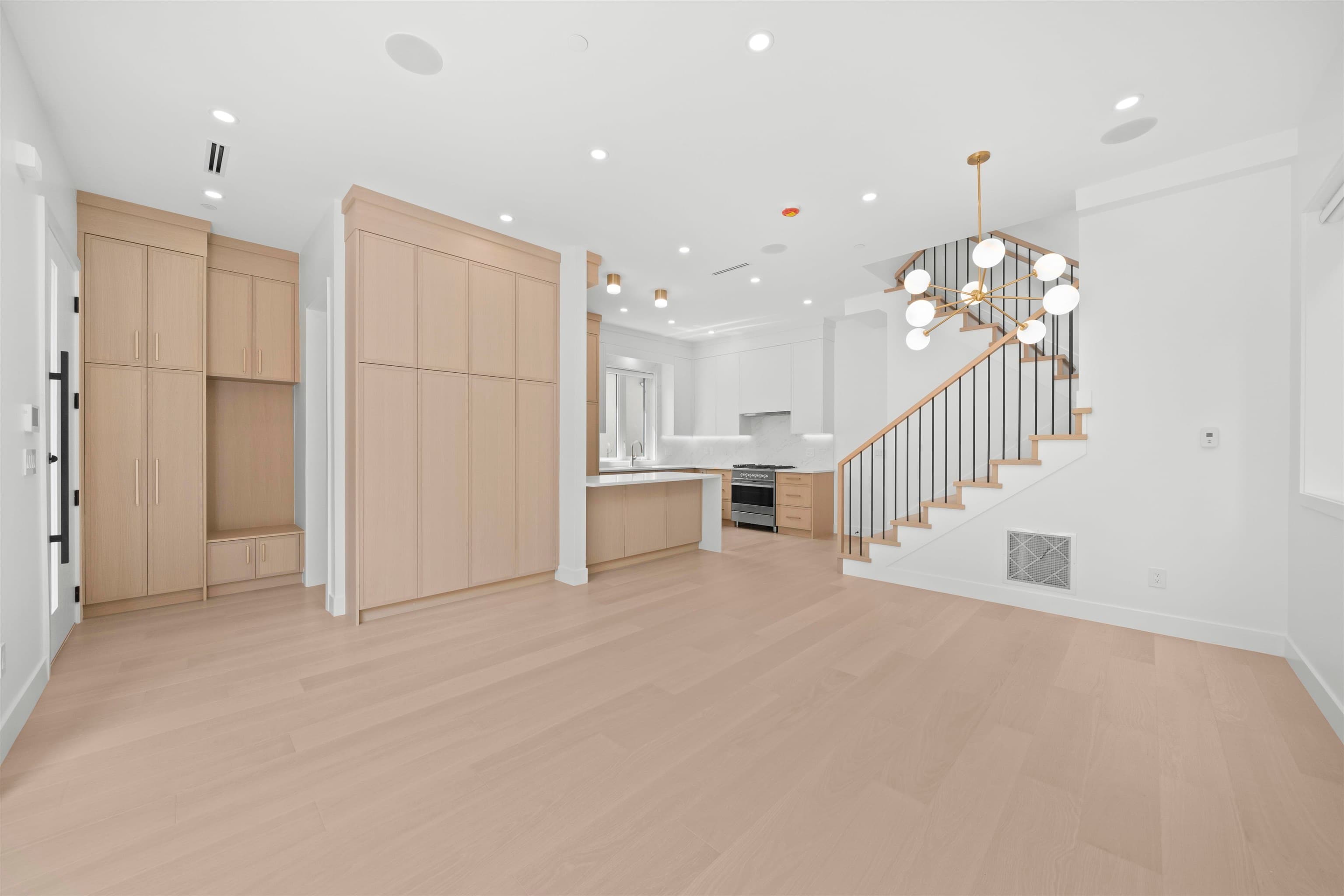 1 - 6461 E Prince Edward Street, Vancouver, V5W 2Y3 — photo 3