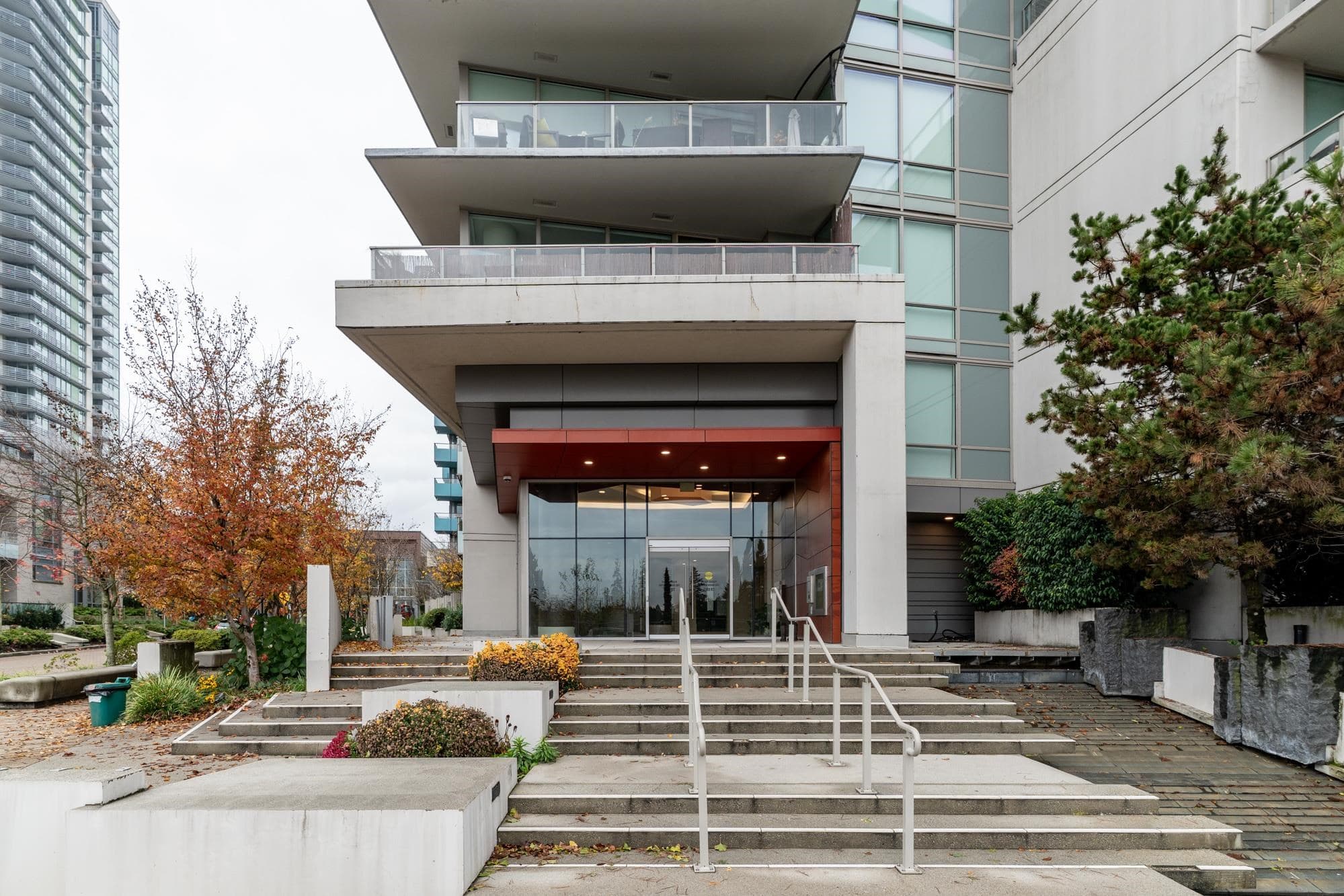 1501 - 1550 Fern Street, North Vancouver, V7J 1H6 — photo 3