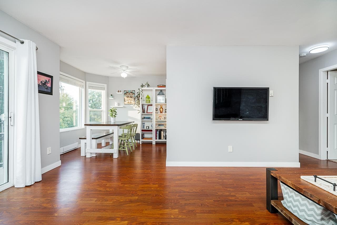 309 - 45222 Watson Road, Chilliwack, V2R 3J4 — photo 3
