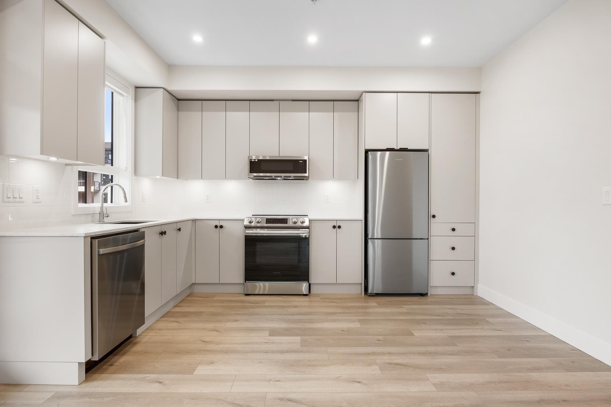 510 - 45505 Campus Drive, Chilliwack, V2R 6L2 — photo 2