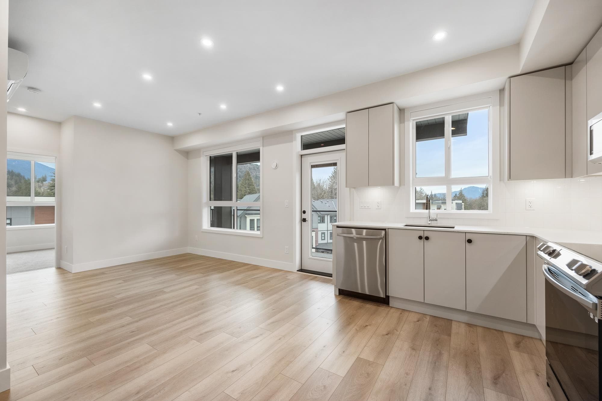 510 - 45505 Campus Drive, Chilliwack, V2R 6L2 — photo 5