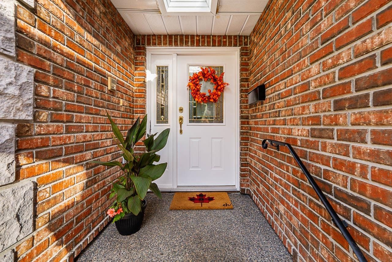 16545 10 Avenue, Surrey, V4A 9S1 — photo 3