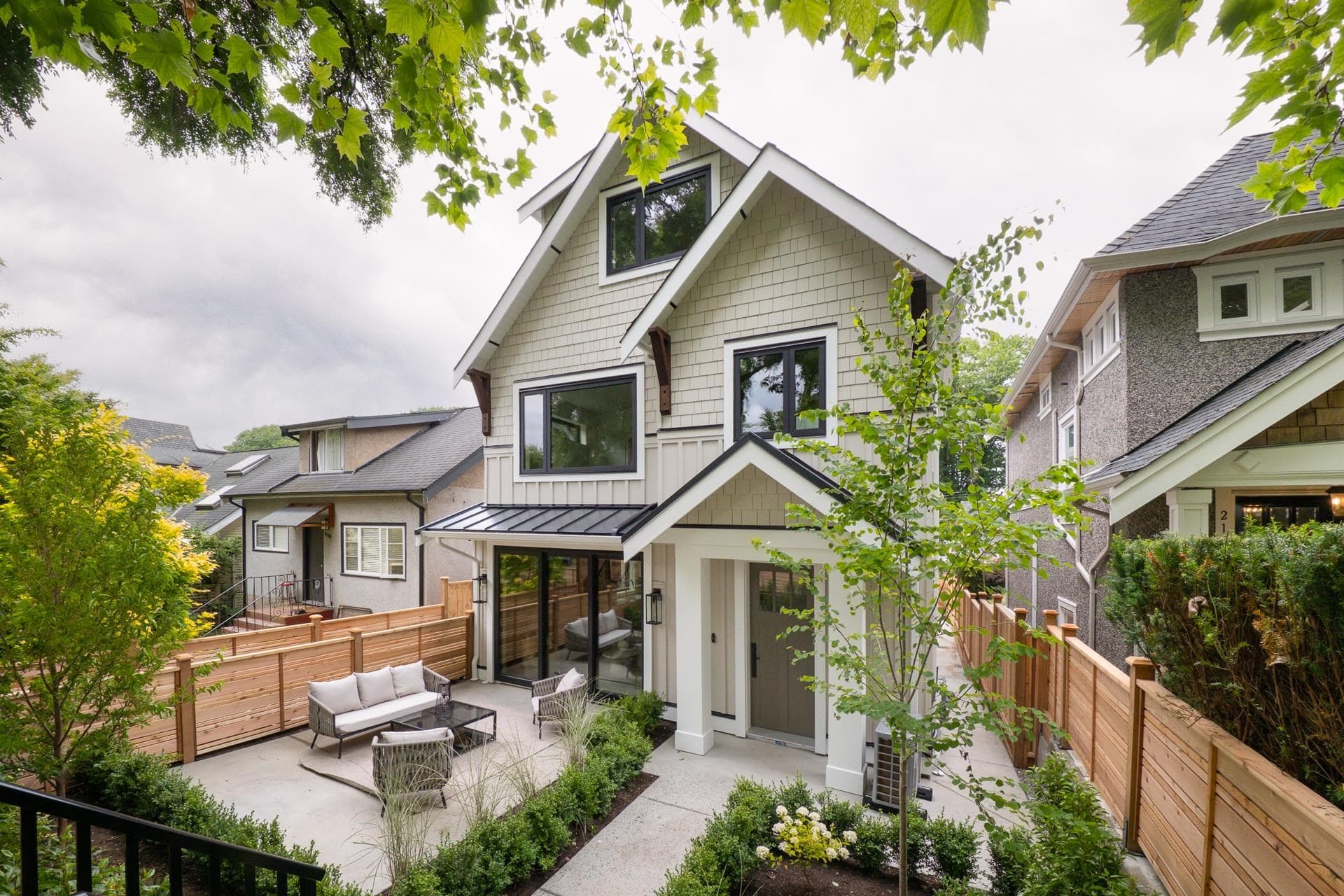 1 - 2154 E. 6 Avenue, Vancouver