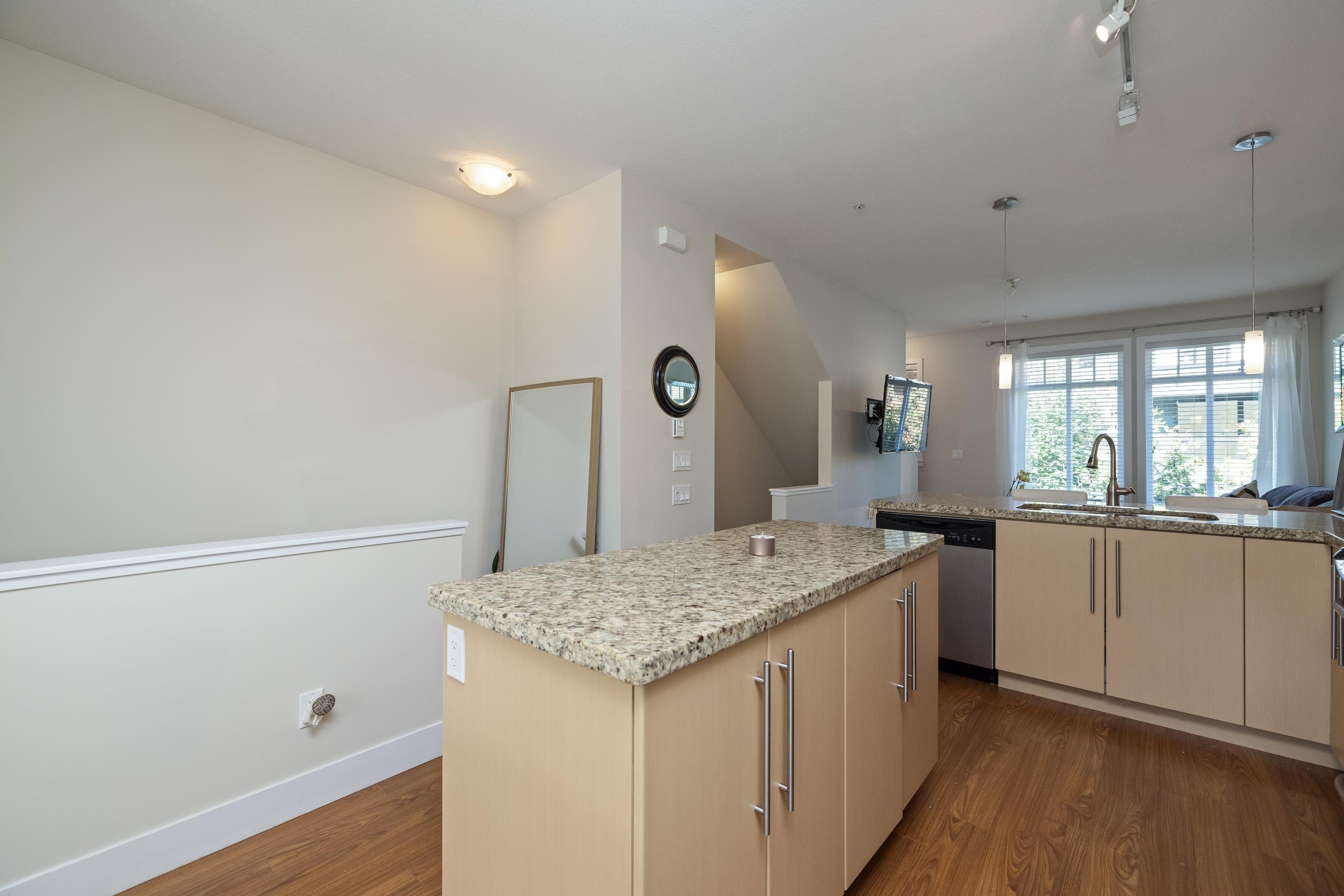 95 - 8251 209b Street, Langley, V2Y 0J9 — photo 5