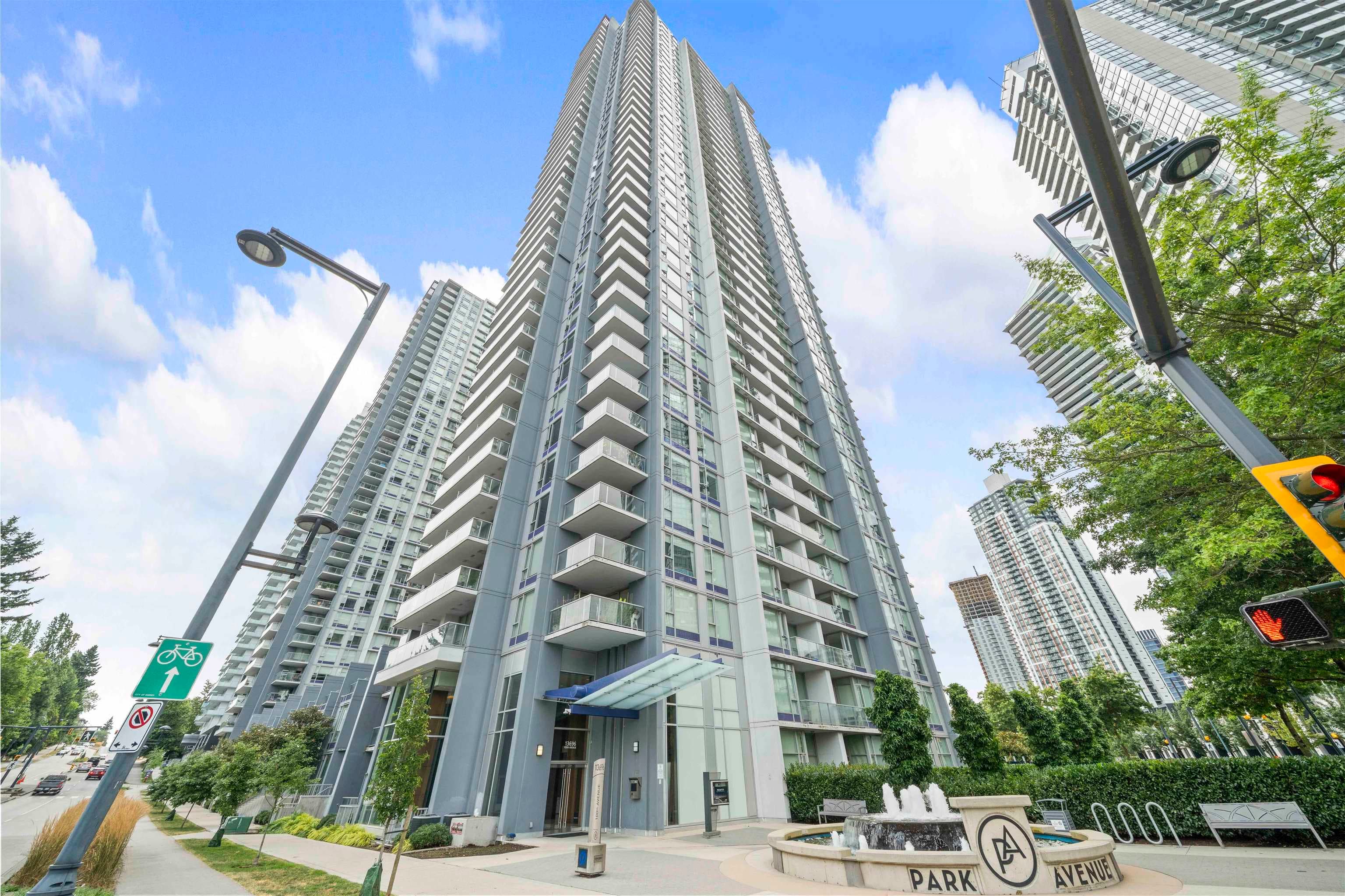 1901 - 13696 100 Avenue, Surrey, V3T 0L5 — photo 1
