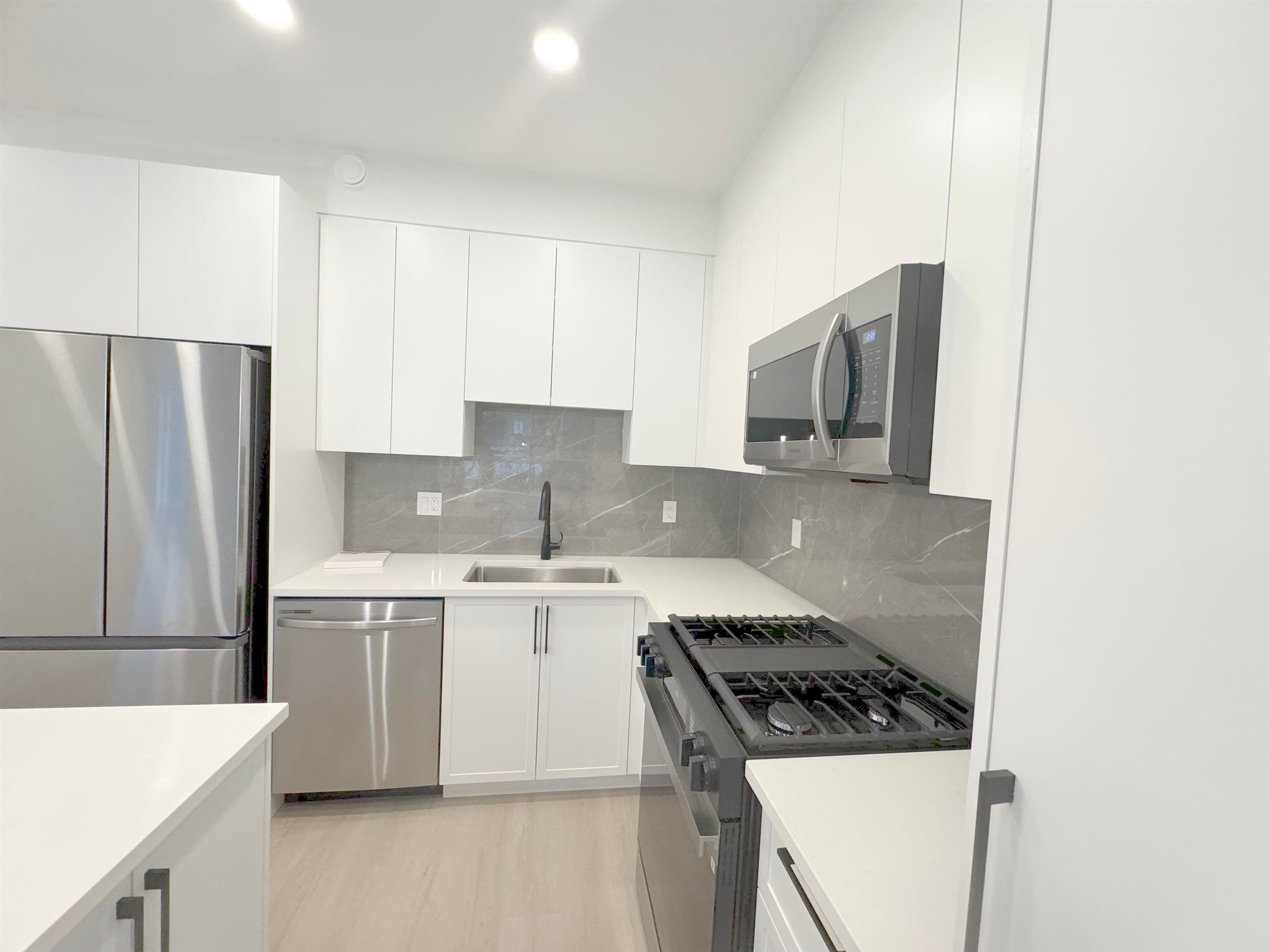 115 - 3480 146a Street, Surrey — sold