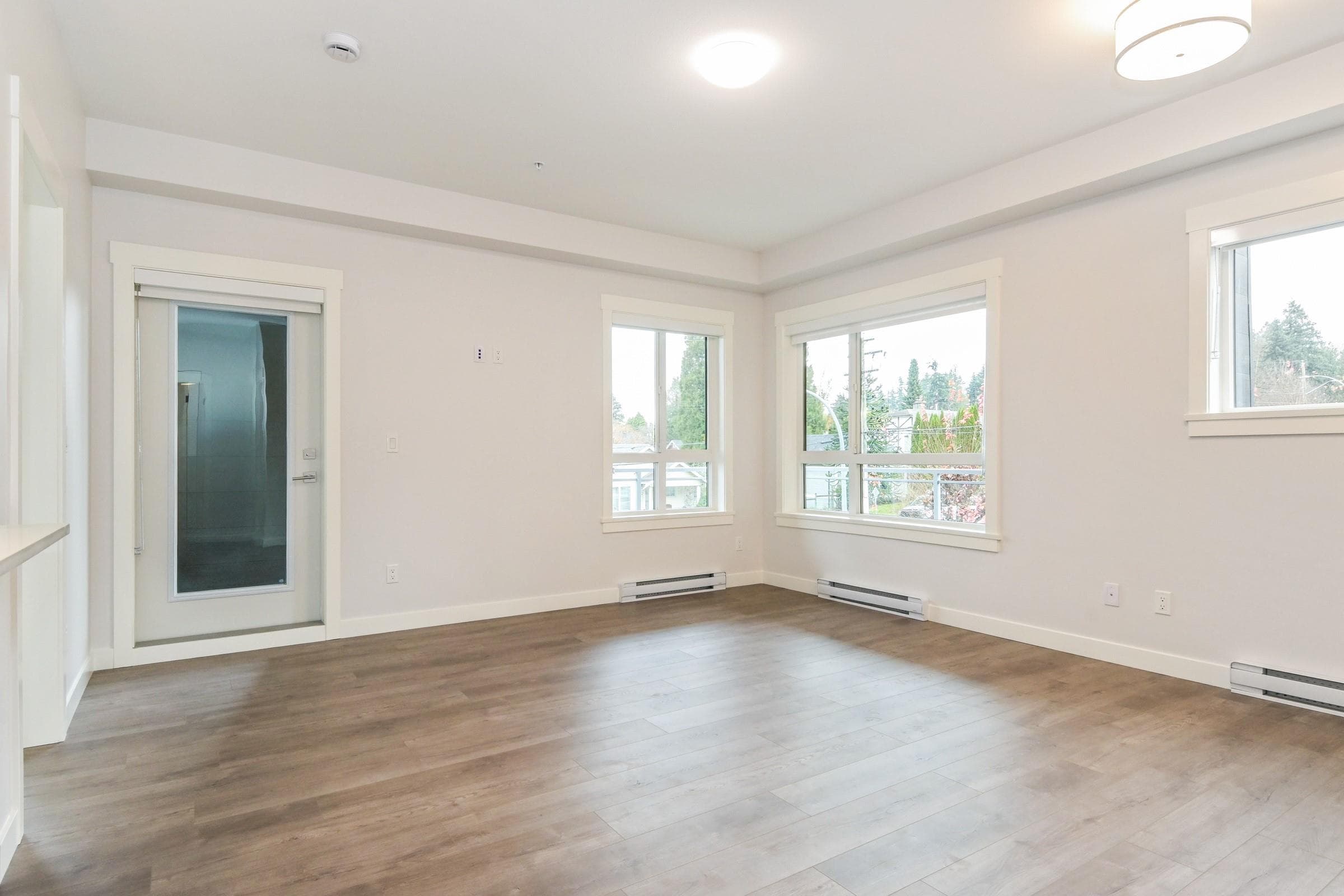 306 - 33886 Pine Street, Abbotsford, V2S 0N9 — photo 4