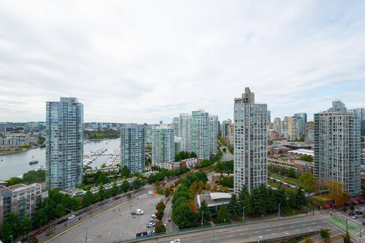 2403 - 89 Nelson Street, Vancouver, V6Z 0E7 — photo 1