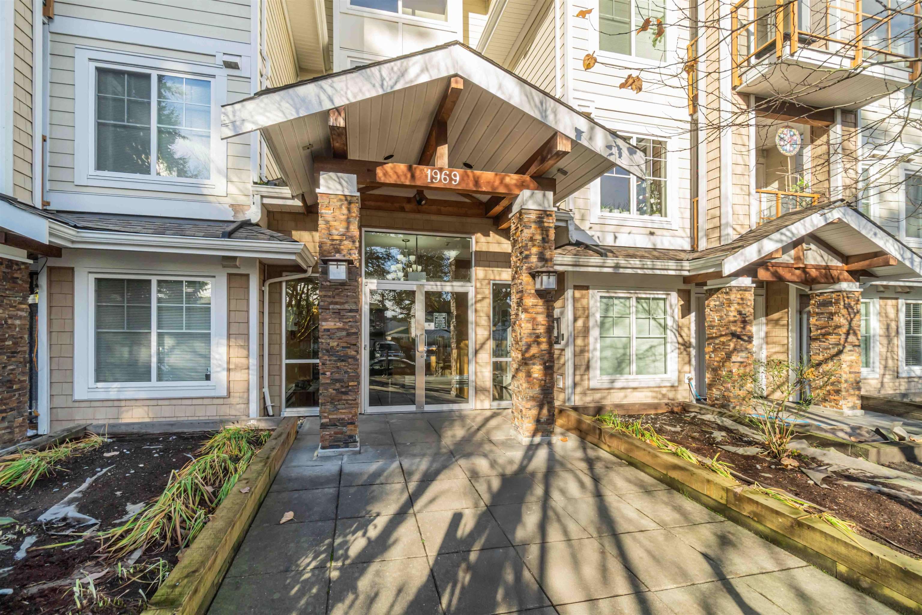 209 - 1969 Westminster Avenue, Port Coquitlam, V3B 1E7 — photo 2