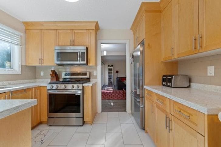 1059 Heritage Boulevard, North Vancouver, V7J 3G7 — photo 5