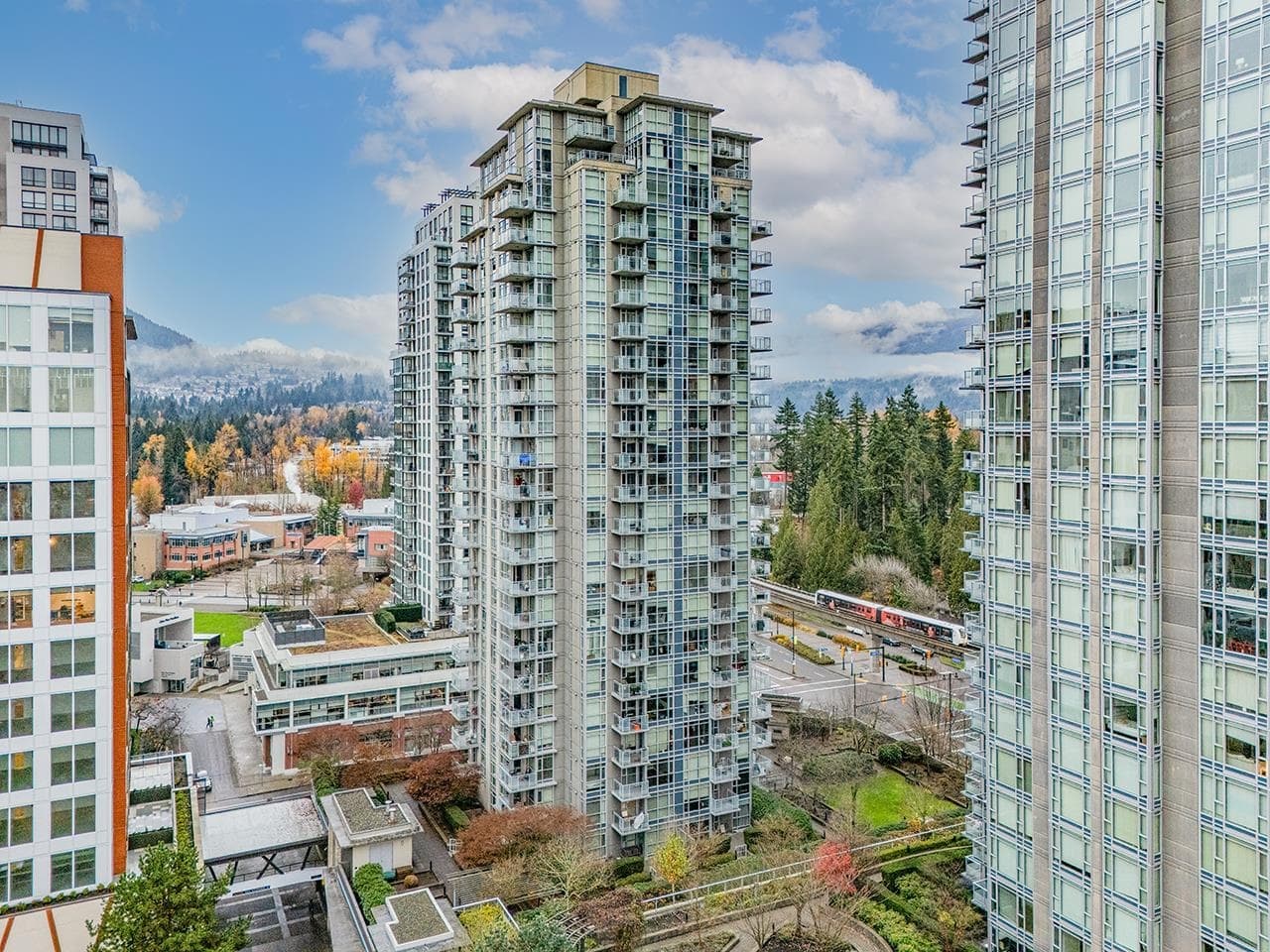 1709 - 3008 Glen Drive, Coquitlam