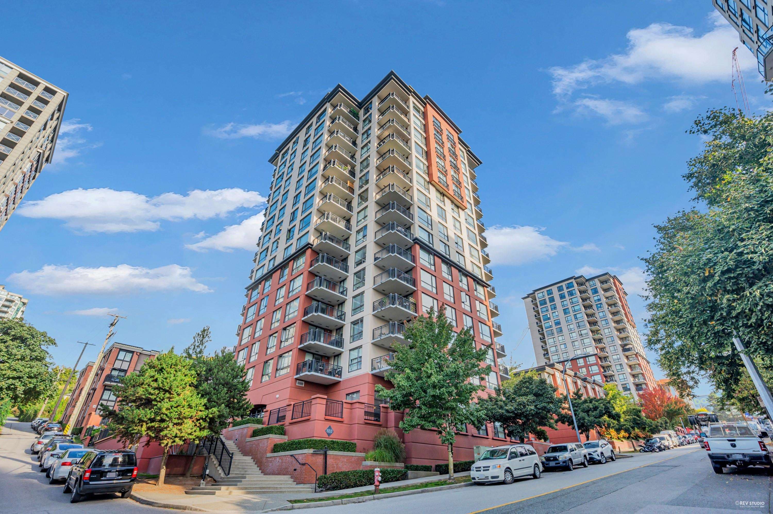 304 - 833 Agnes Street, New Westminster — sold