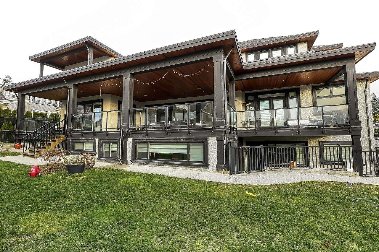 14601 55a Avenue, Surrey, V3S 1B3 — photo 5