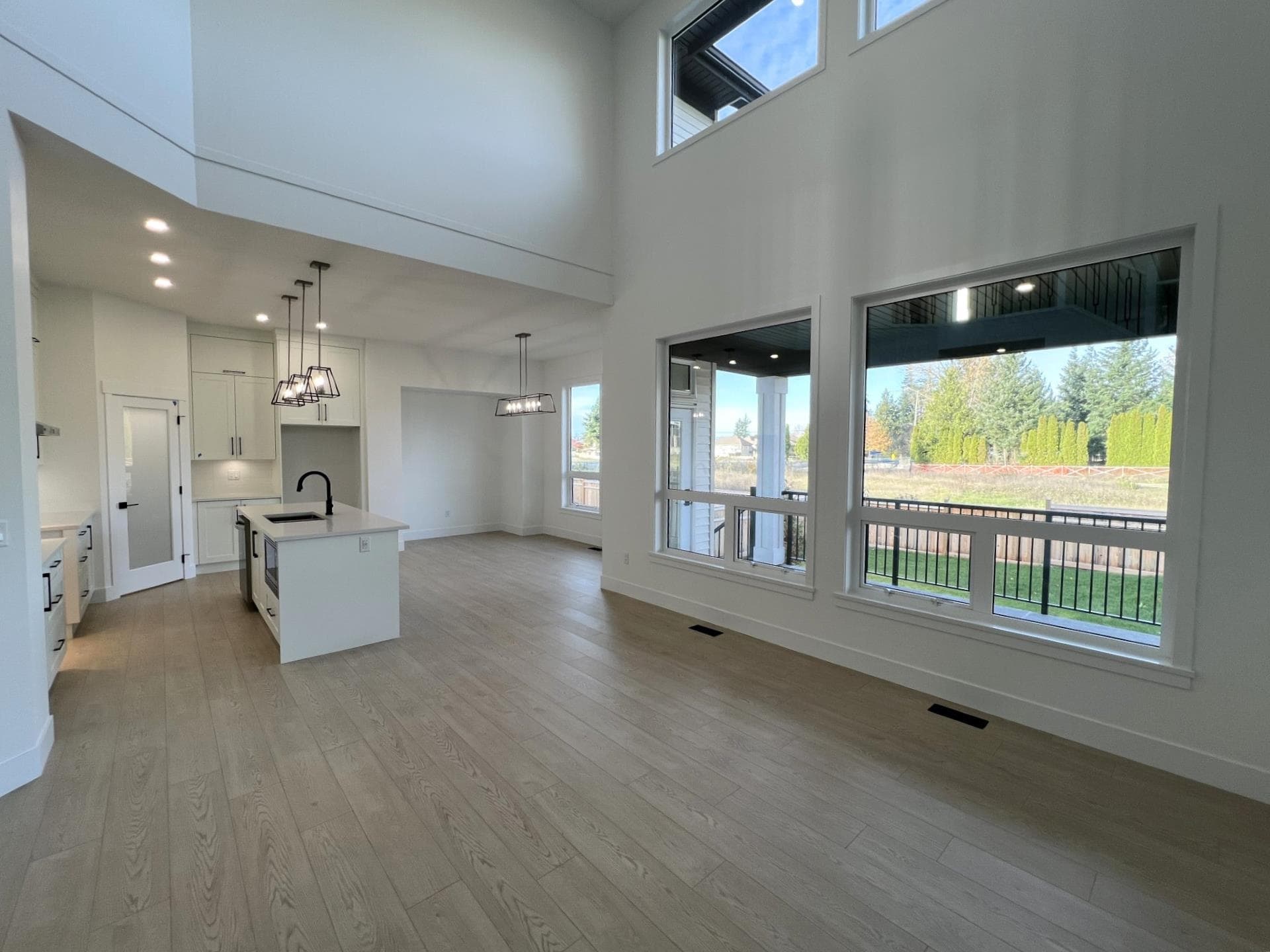 27745 Track Place, Abbotsford, V4X 0C7 — photo 3