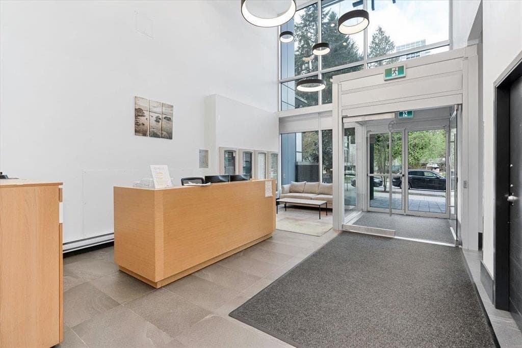 1609 - 13438 Central Avenue, Surrey, V3T 0N2 — photo 3