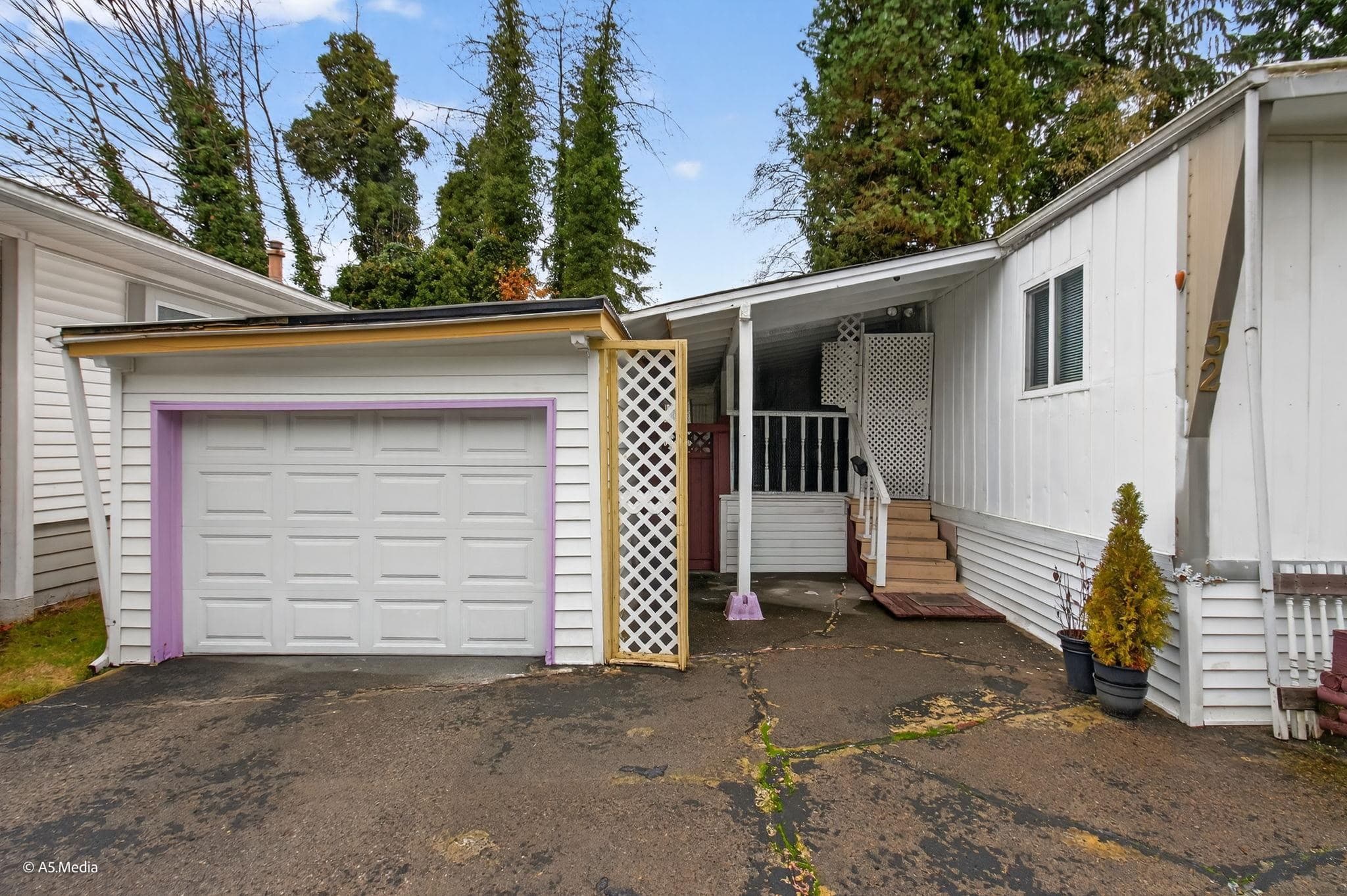 52 - 4200 Dewdney Trunk Road, Coquitlam, V3K 2X8 — photo 4