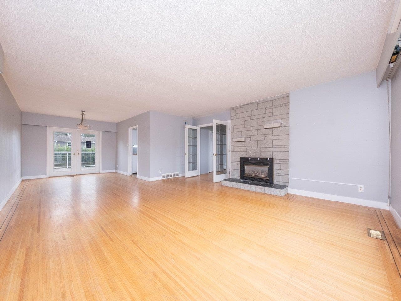 5247 10a Avenue, Delta, V4M 1Y5 — photo 3