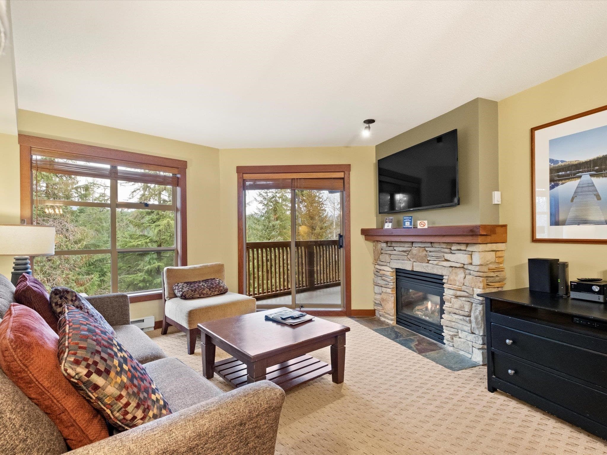 412G3 - 4653 Blackcomb Way, Whistler, V8E 0Y9 — photo 2