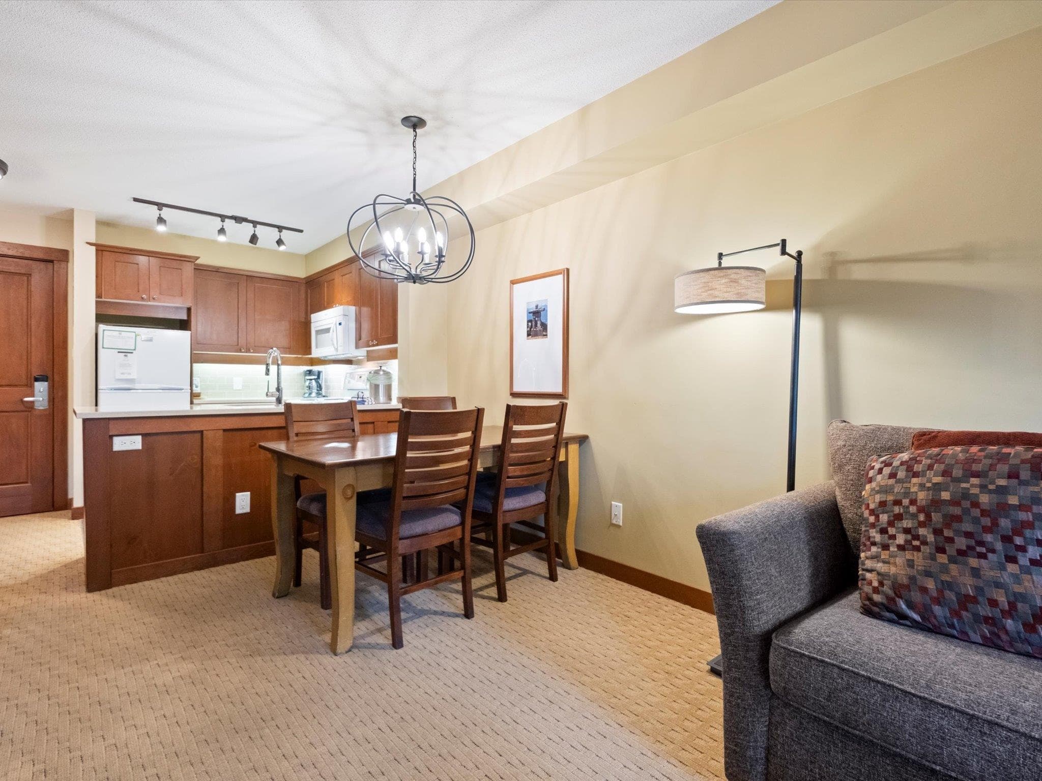 412G3 - 4653 Blackcomb Way, Whistler, V8E 0Y9 — photo 4