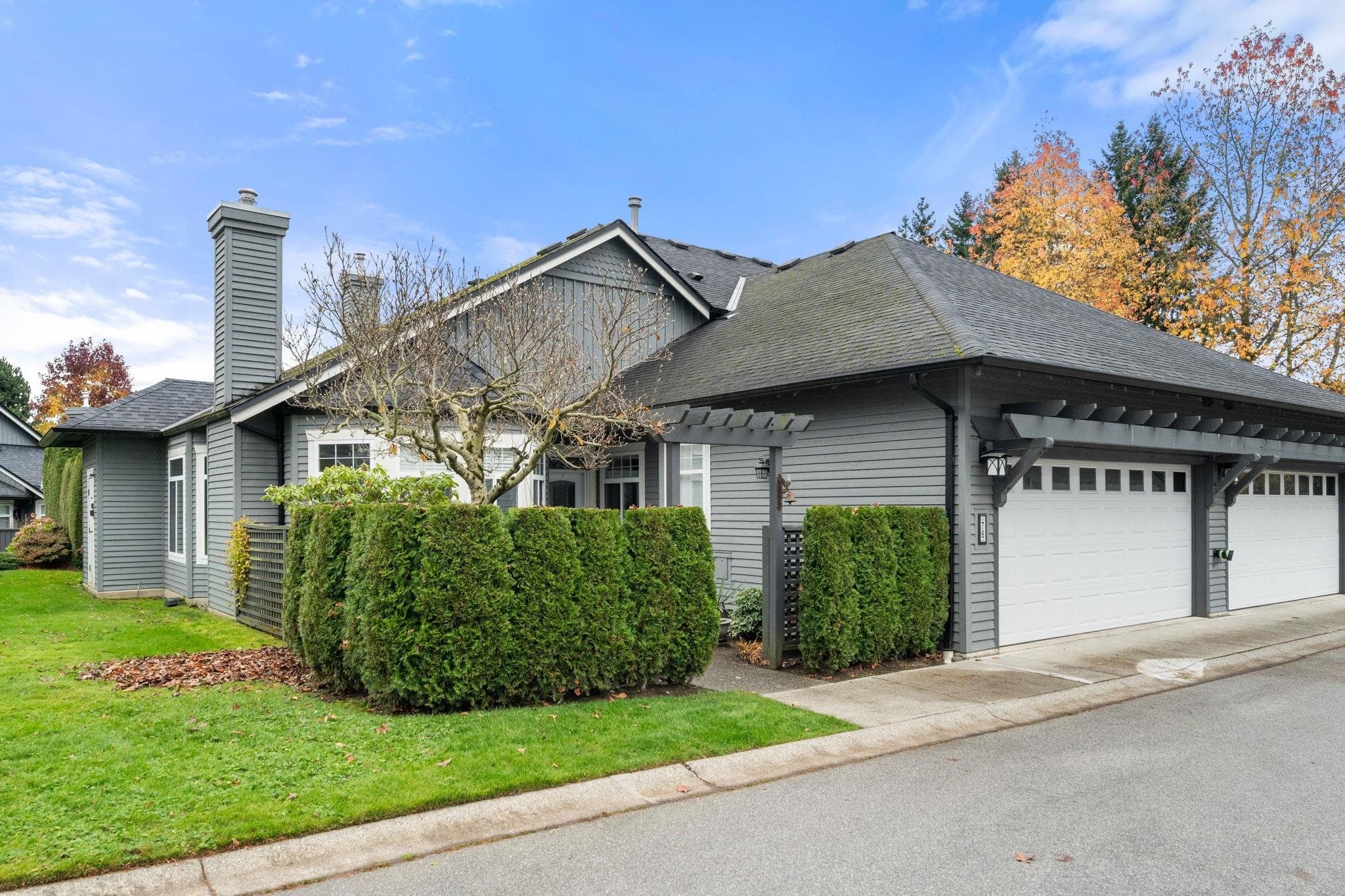 76 - 14909 32 Avenue, Surrey — sold