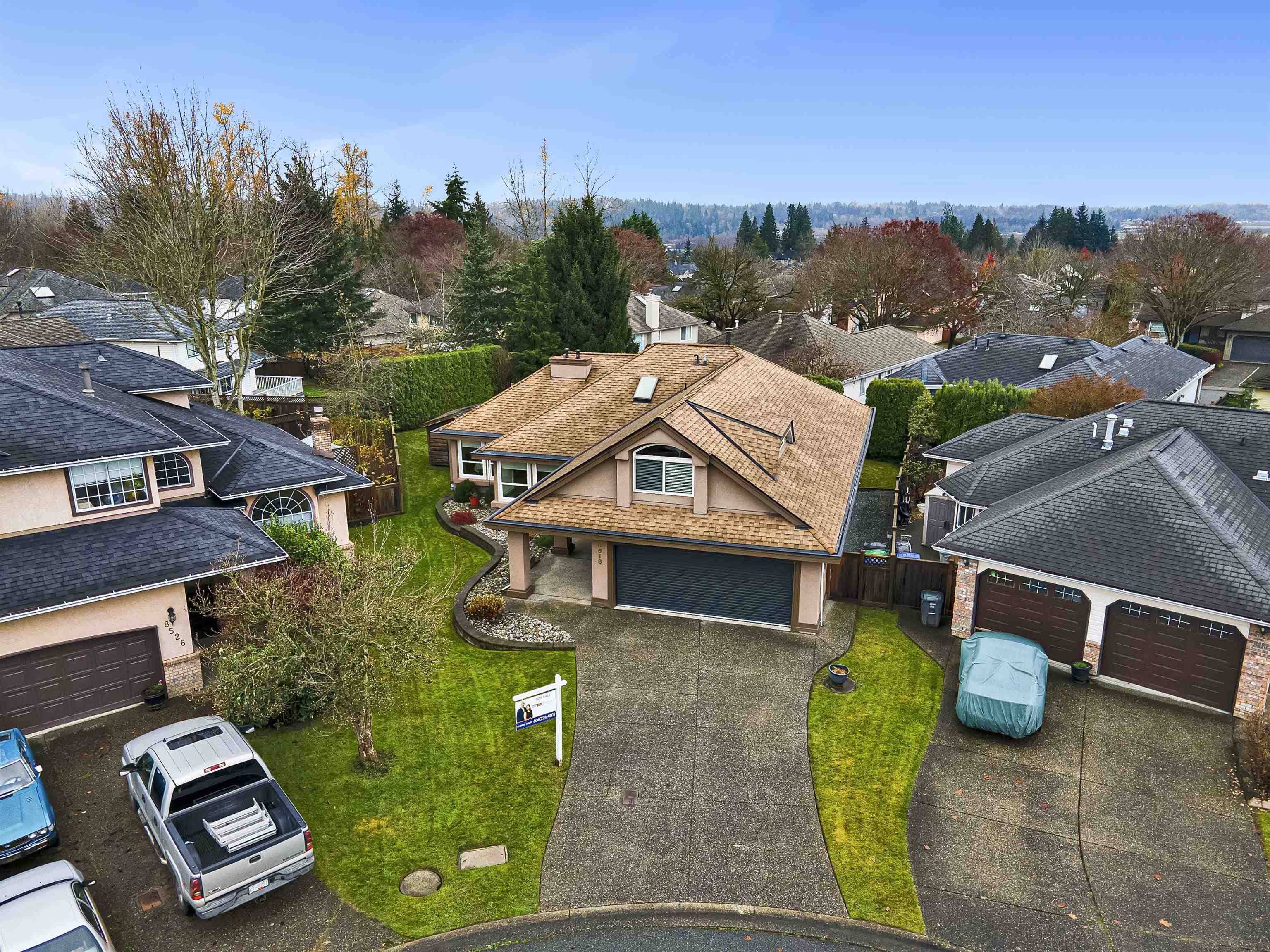8518 165a Street, Surrey, V4N 3H2 — photo 4