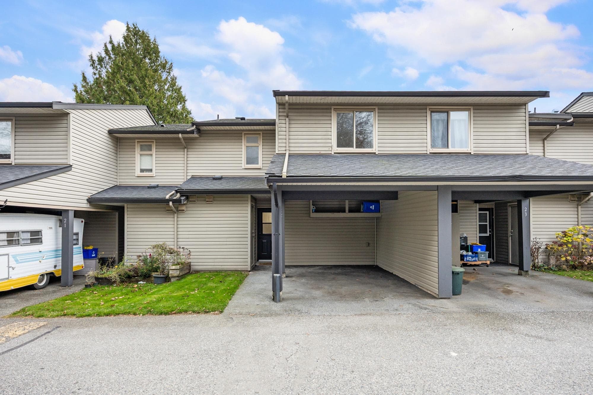 22 - 27456 32 Avenue, Langley