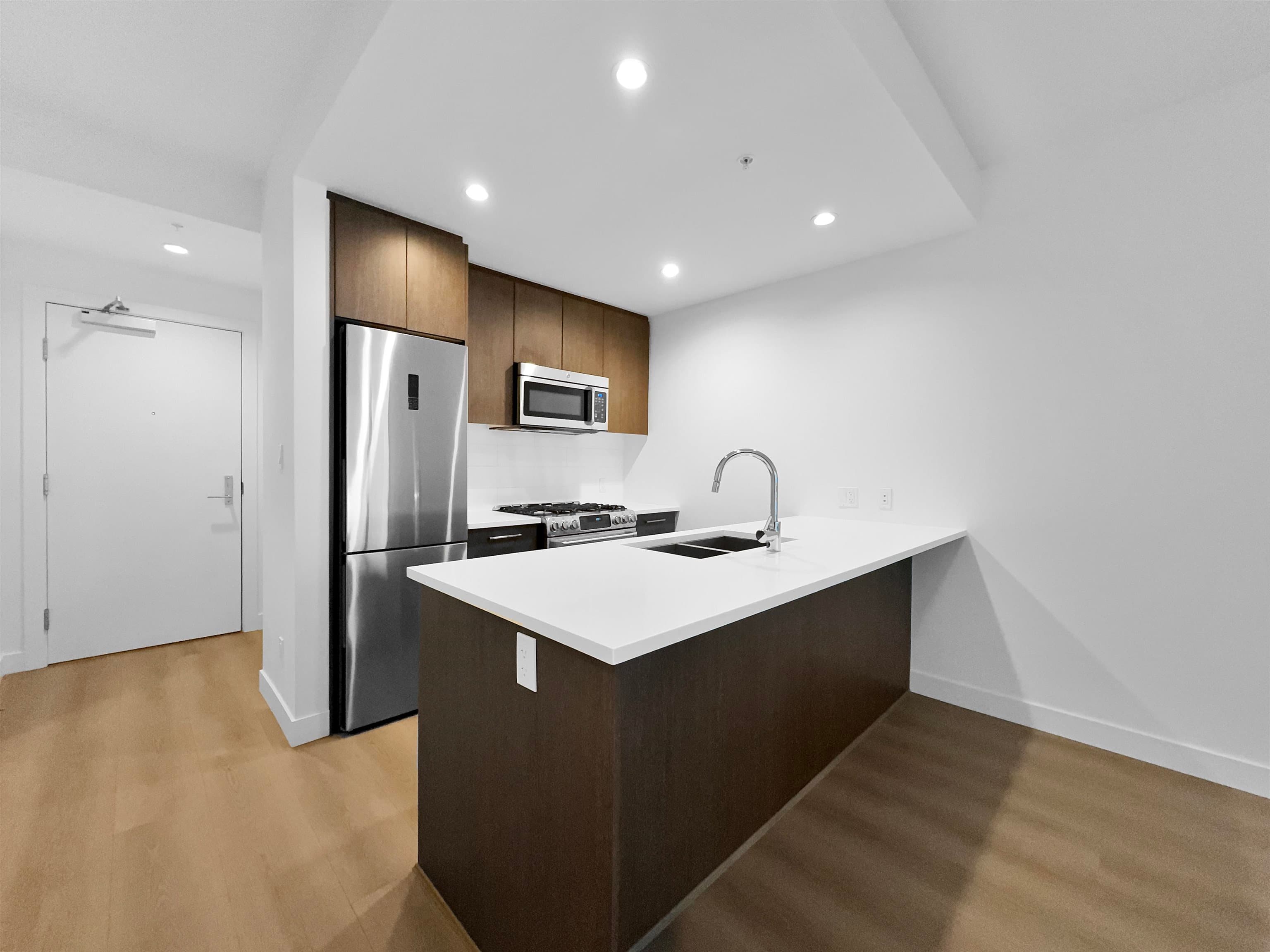 7XX - 9060 University Crescent, Burnaby, V5A 0E1 — photo 1