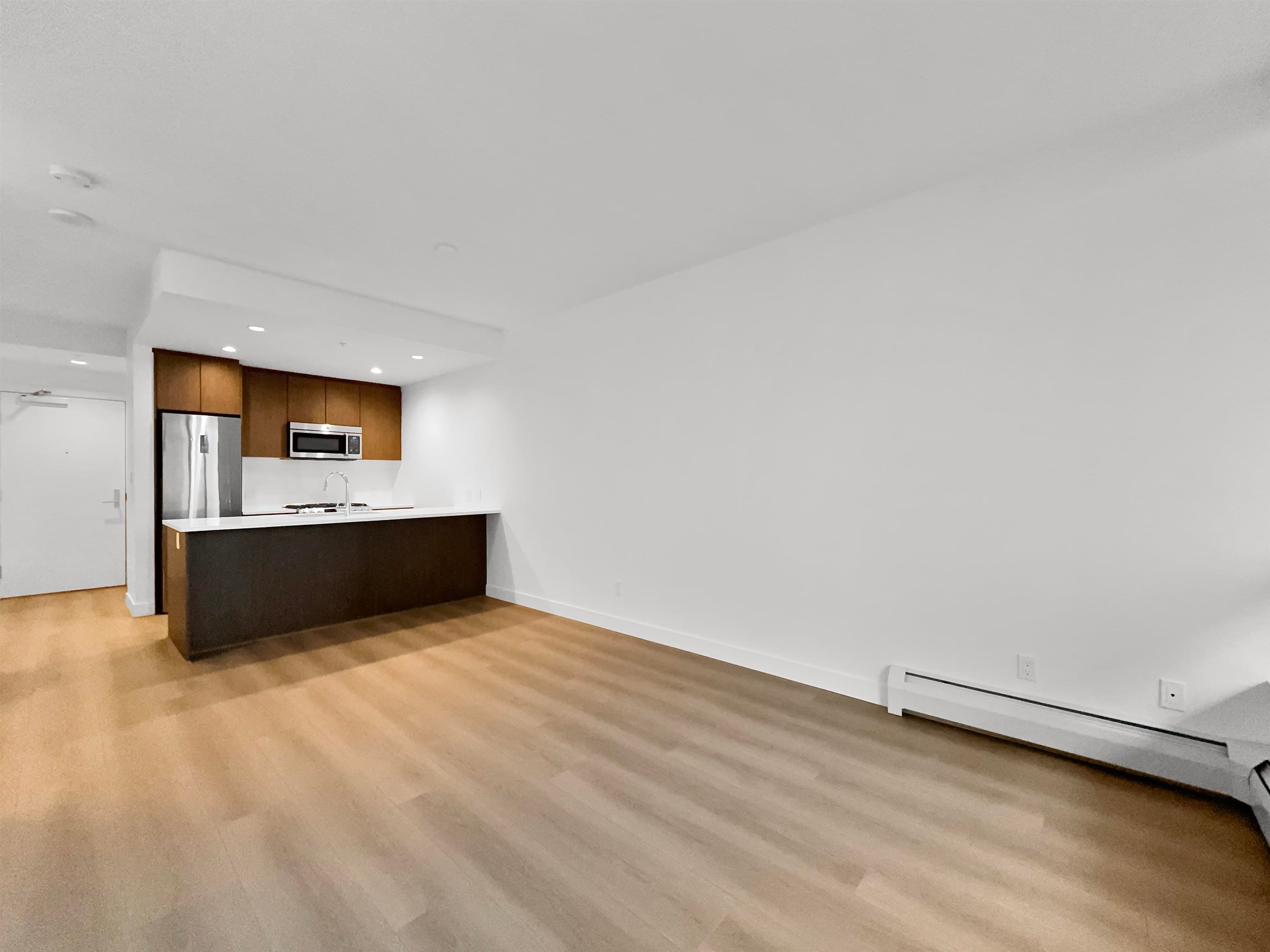 7XX - 9060 University Crescent, Burnaby, V5A 0E1 — photo 5