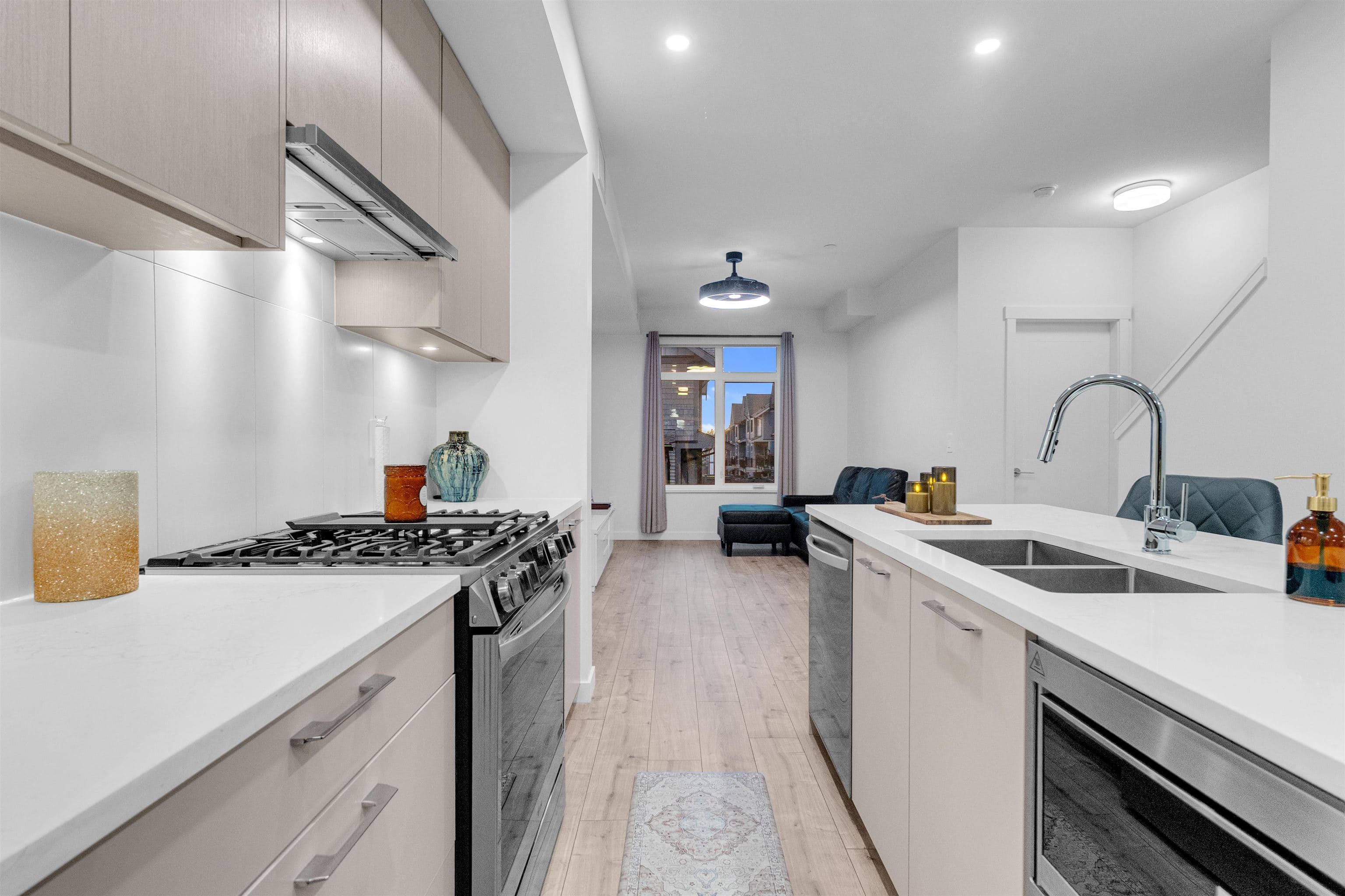 226 - 6951 204 Street, Langley, V2Y 3W4 — photo 4